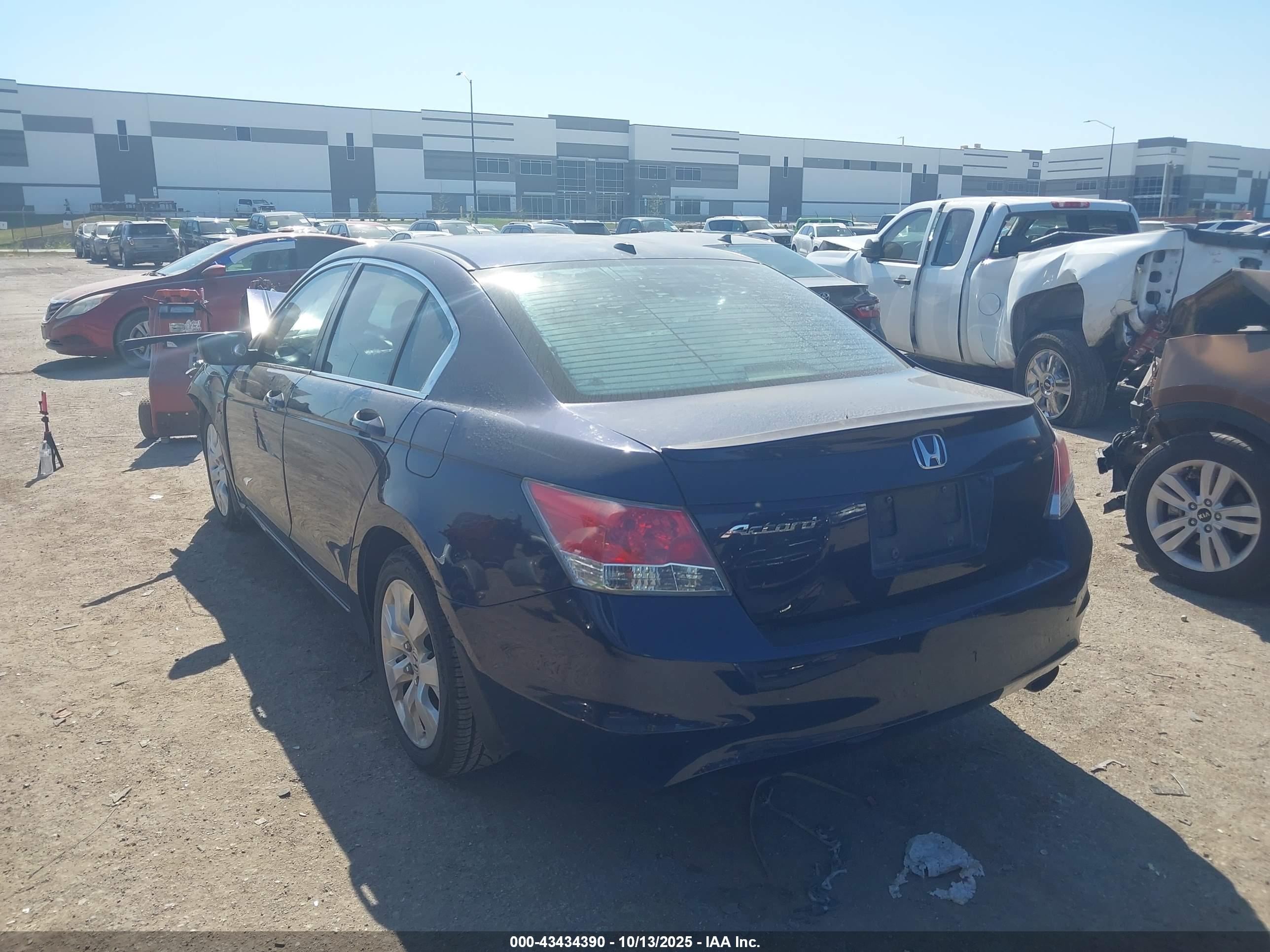 HONDA ACCORD image 3