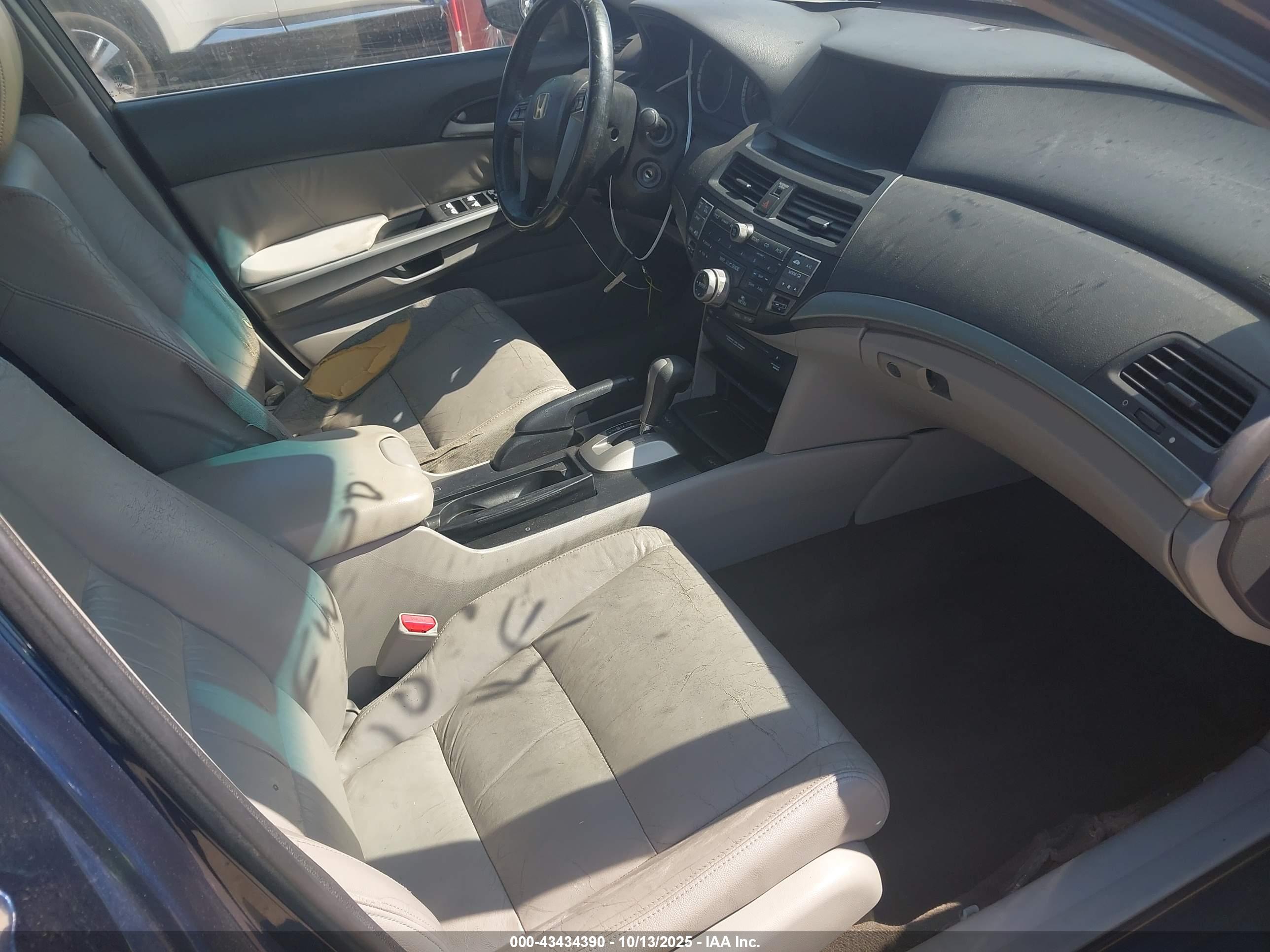 HONDA ACCORD image 5