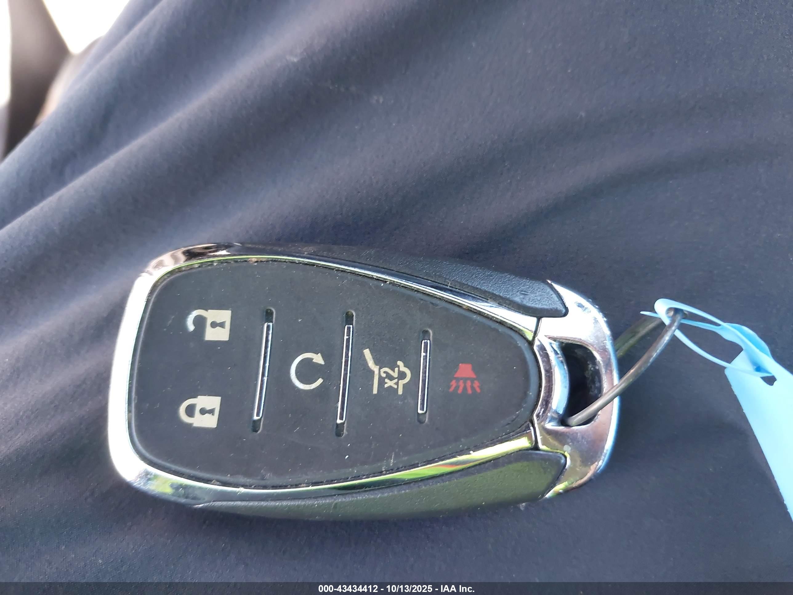 CHEVROLET EQUINOX image 11