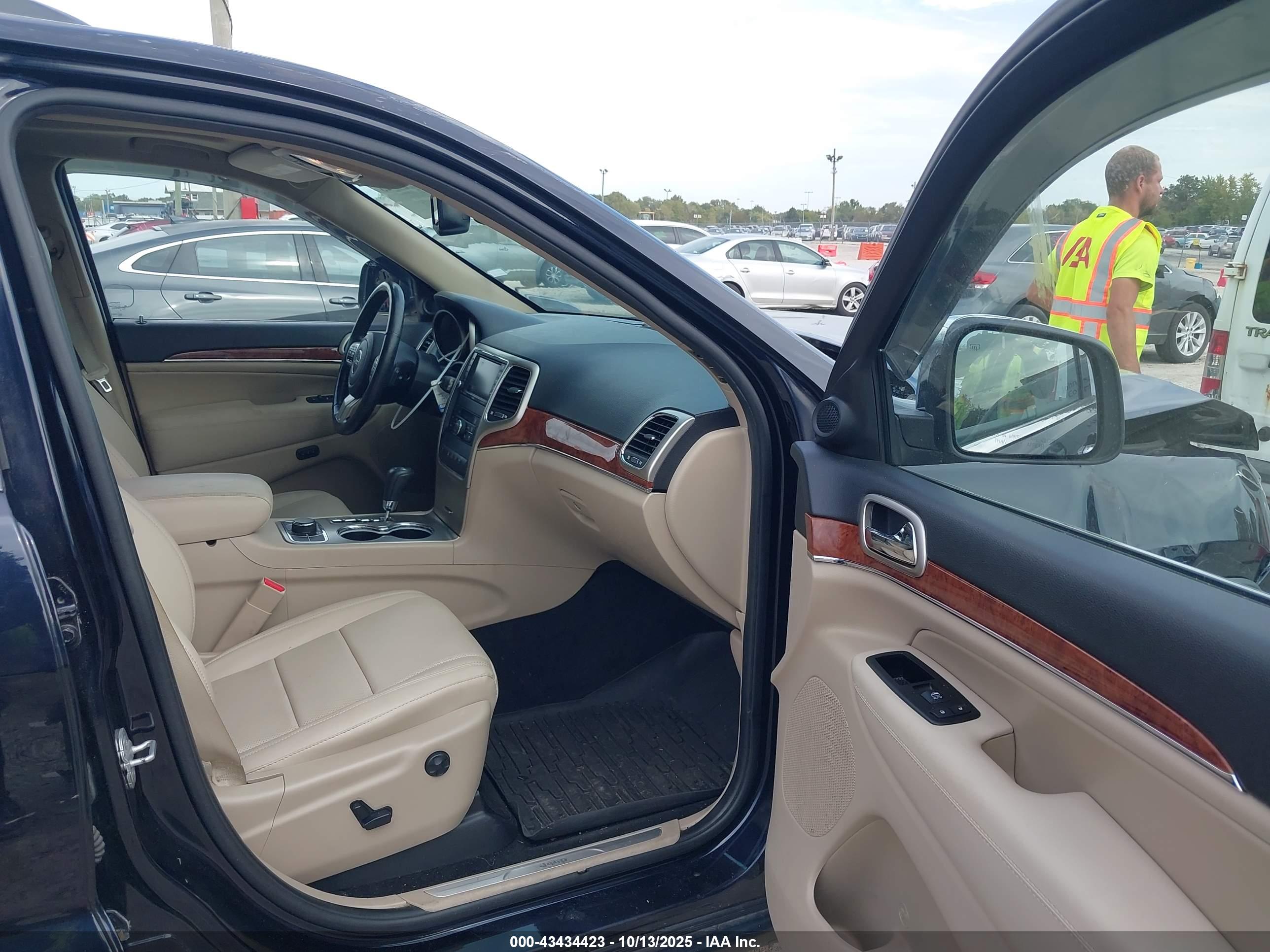 JEEP GRAND image 5