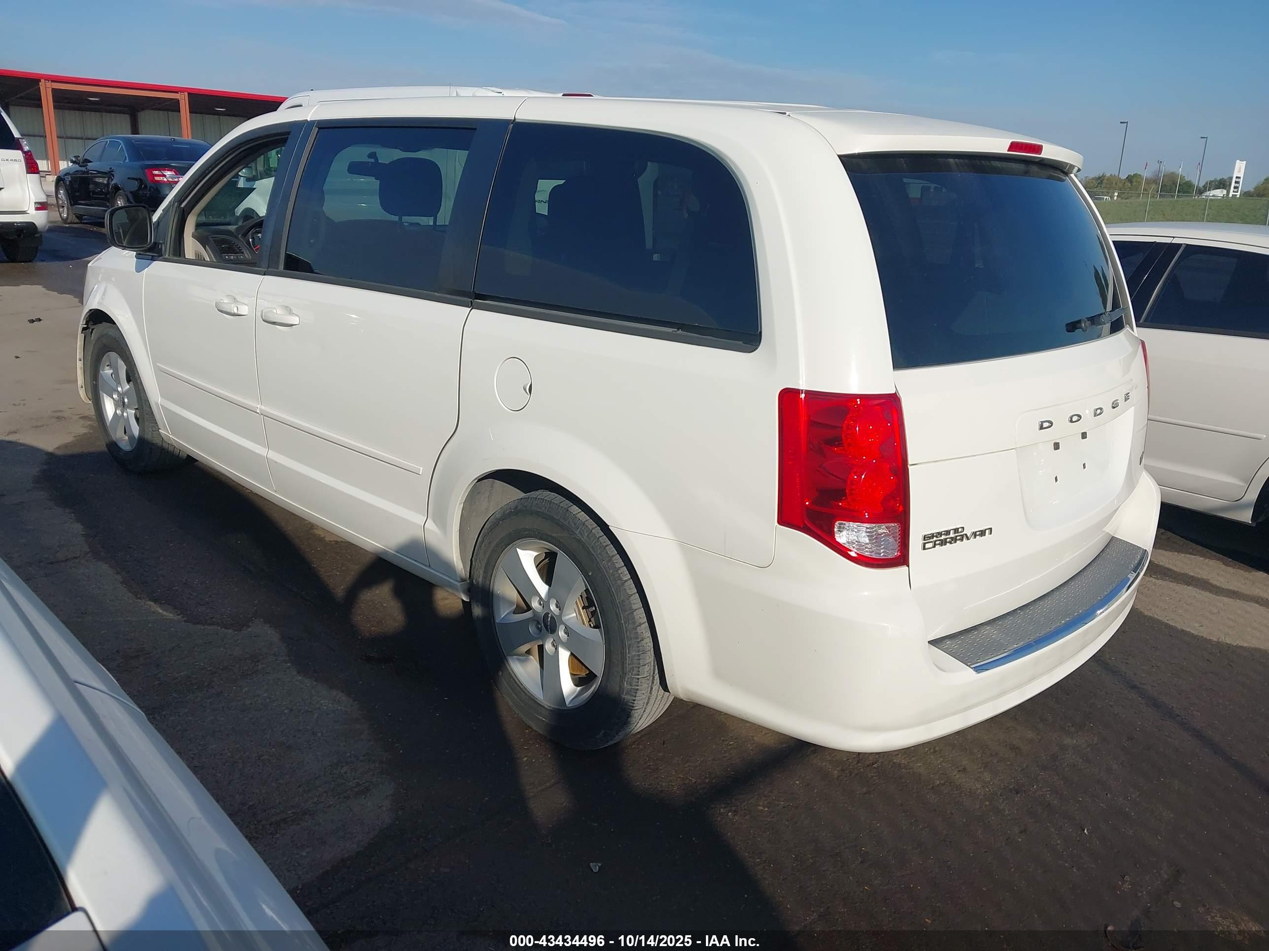 DODGE GRAND image 3