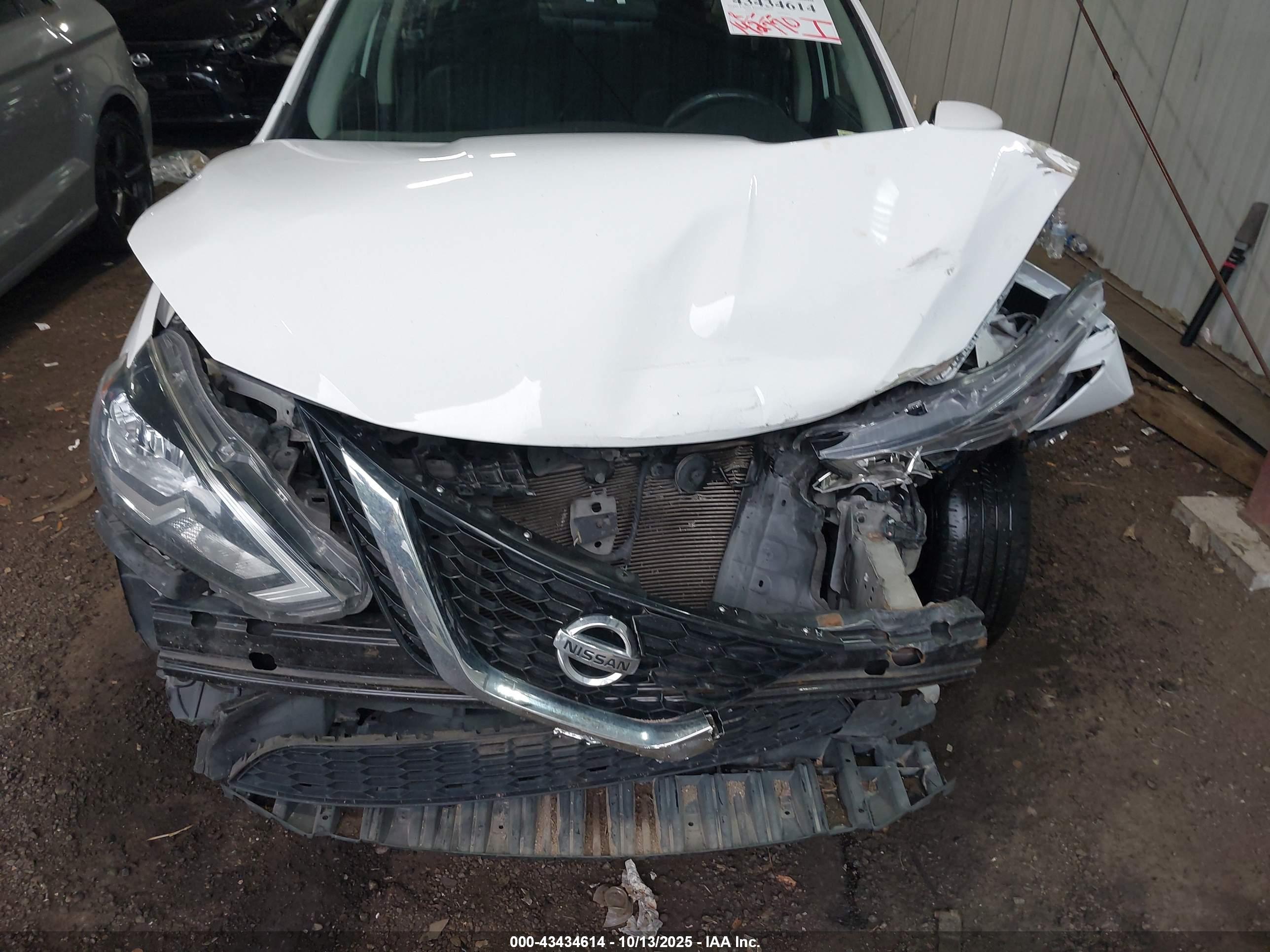 NISSAN SENTRA image 10