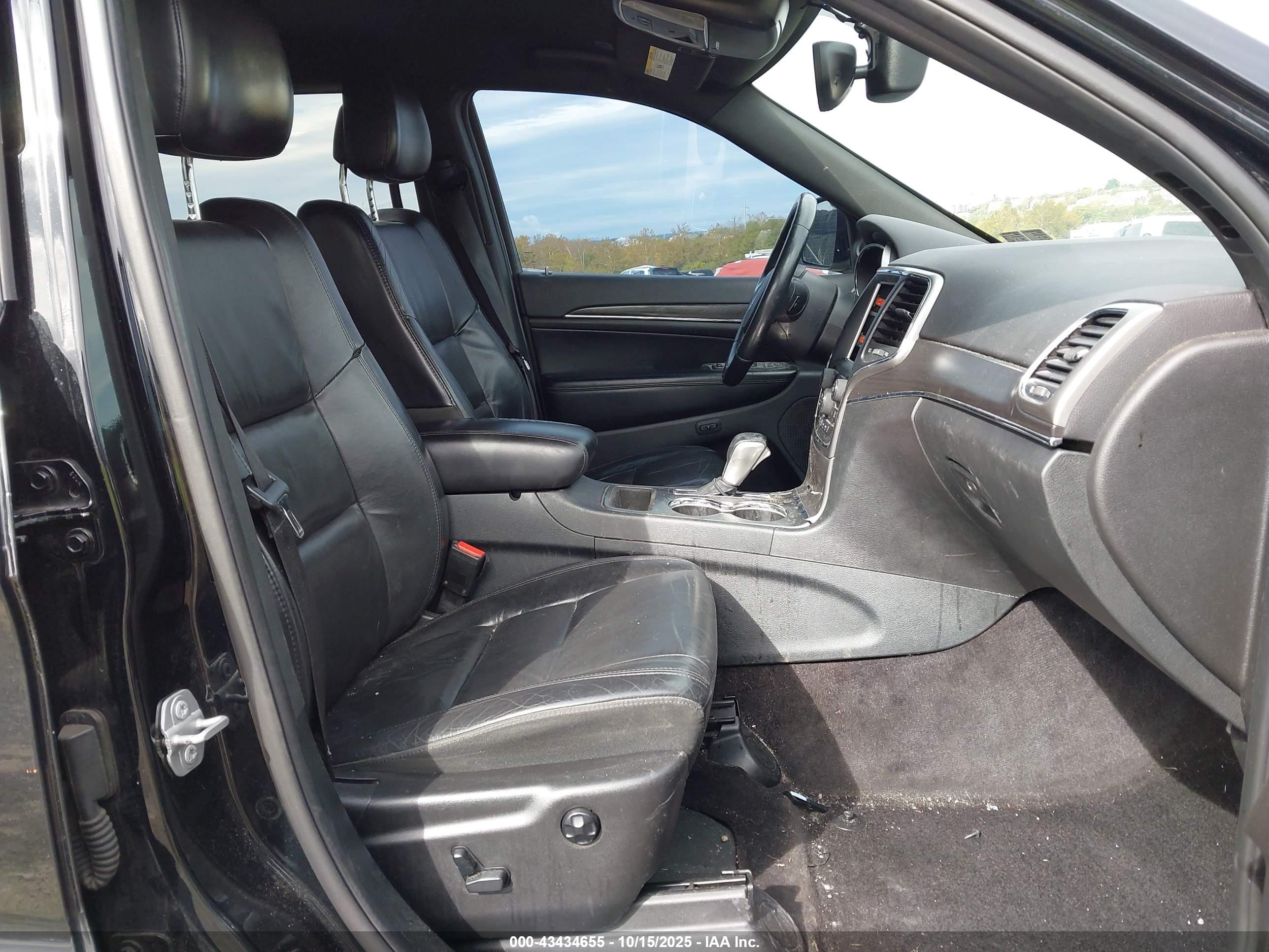 JEEP GRAND image 5