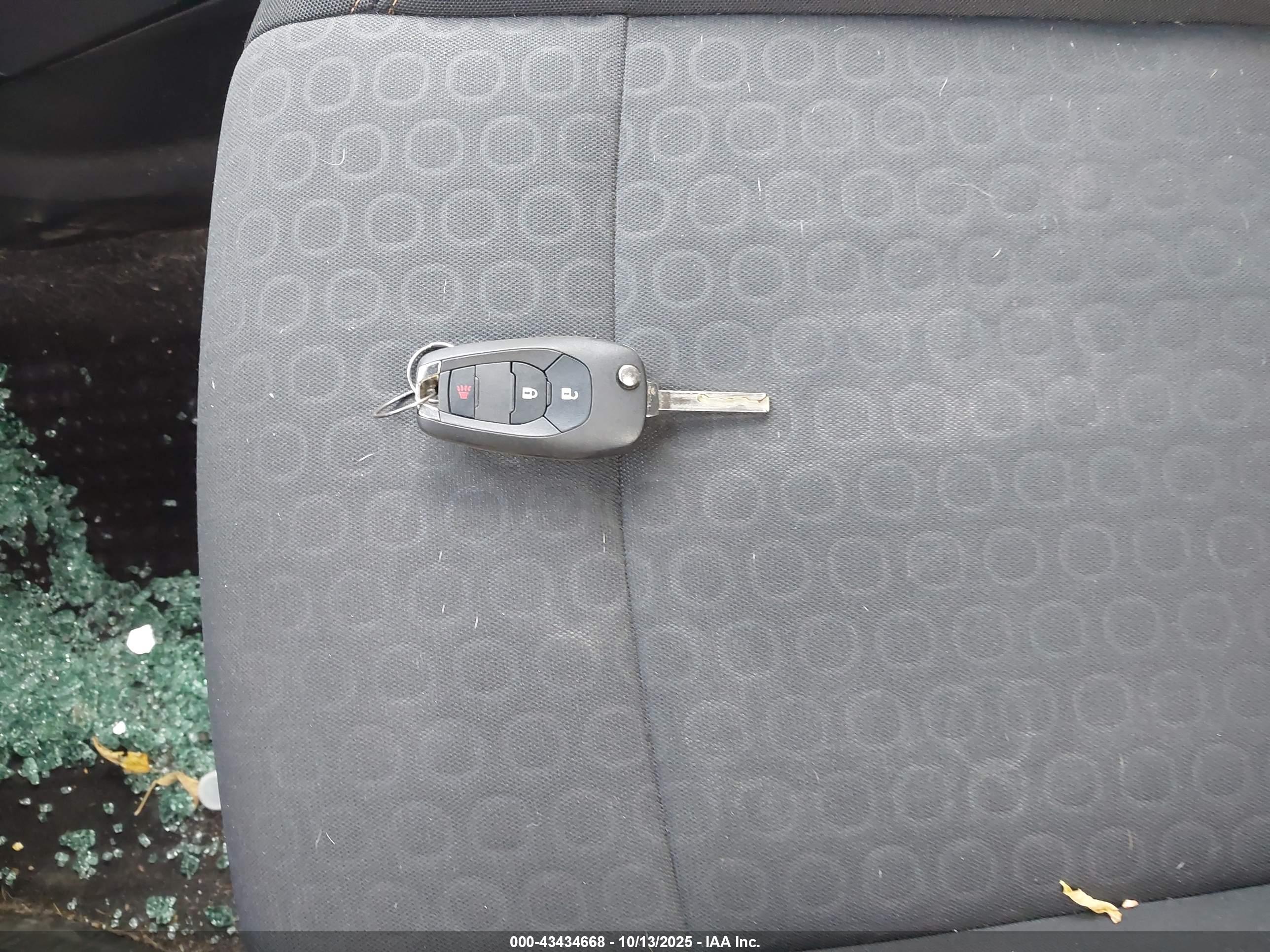 CHEVROLET TRAX image 11