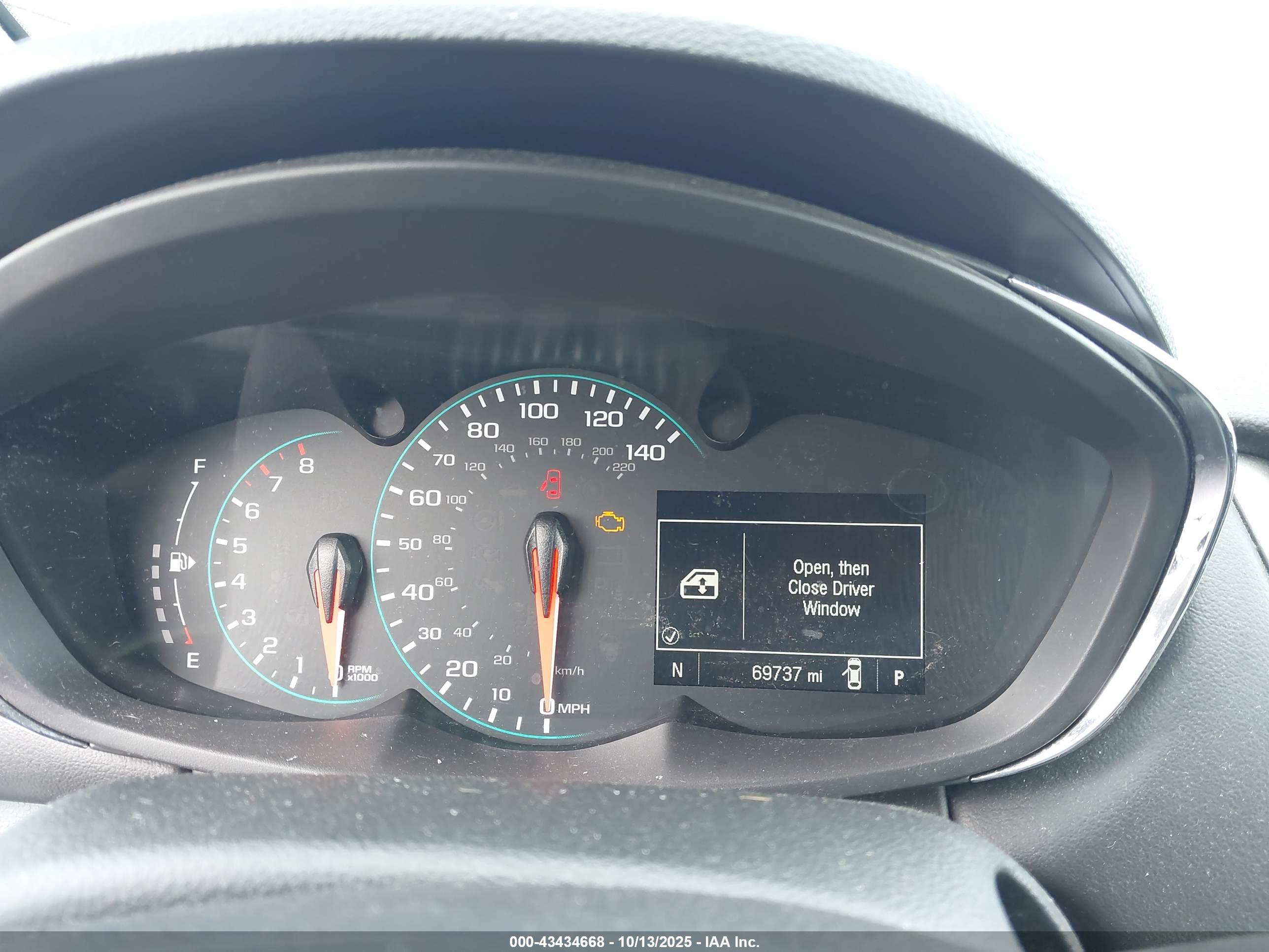 CHEVROLET TRAX image 7