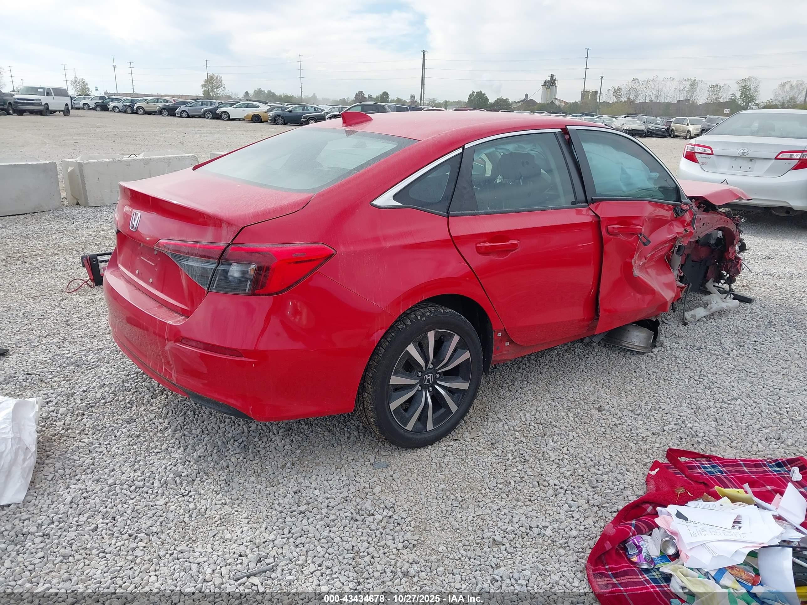 HONDA CIVIC image 4