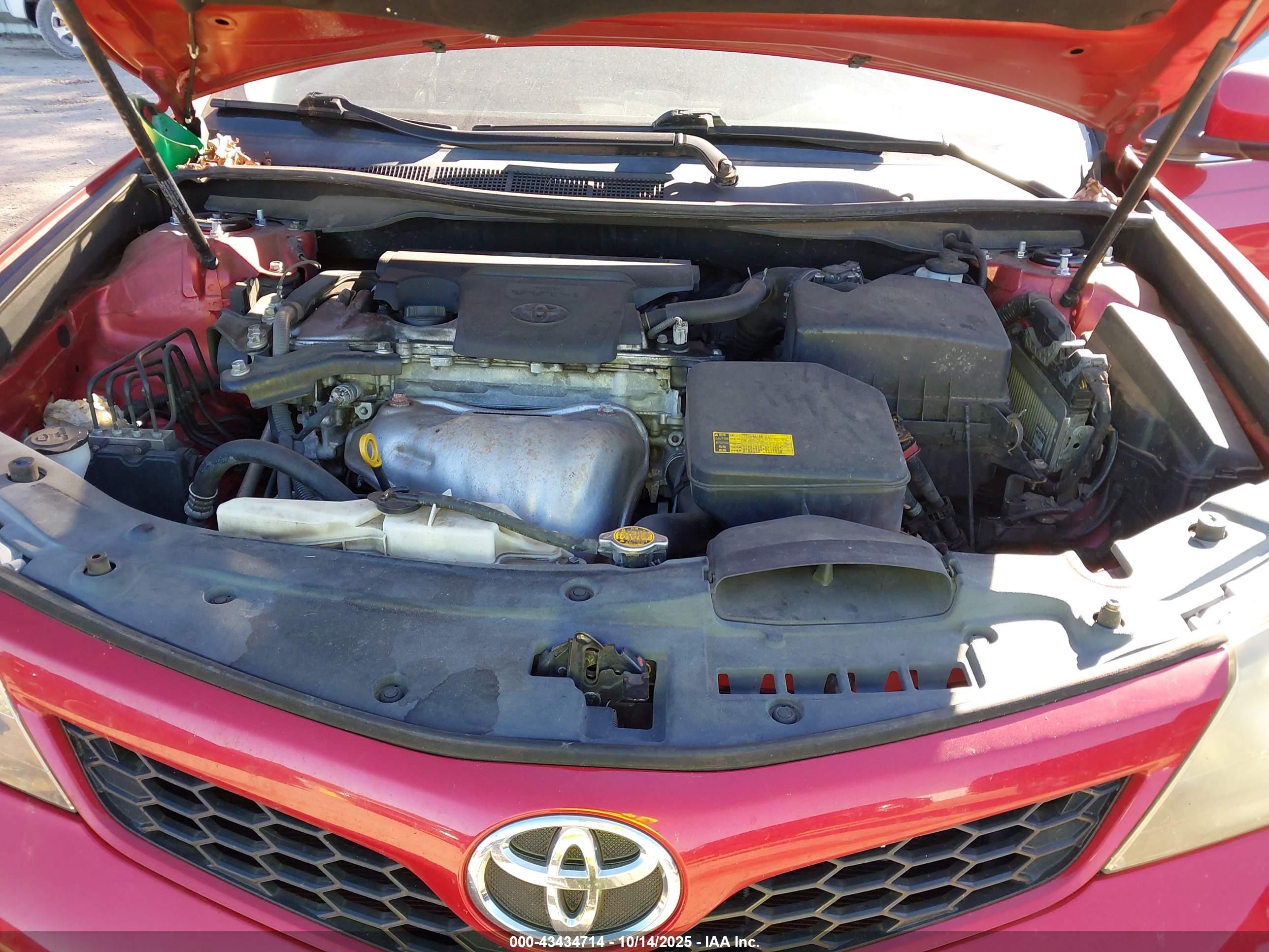 TOYOTA CAMRY image 10