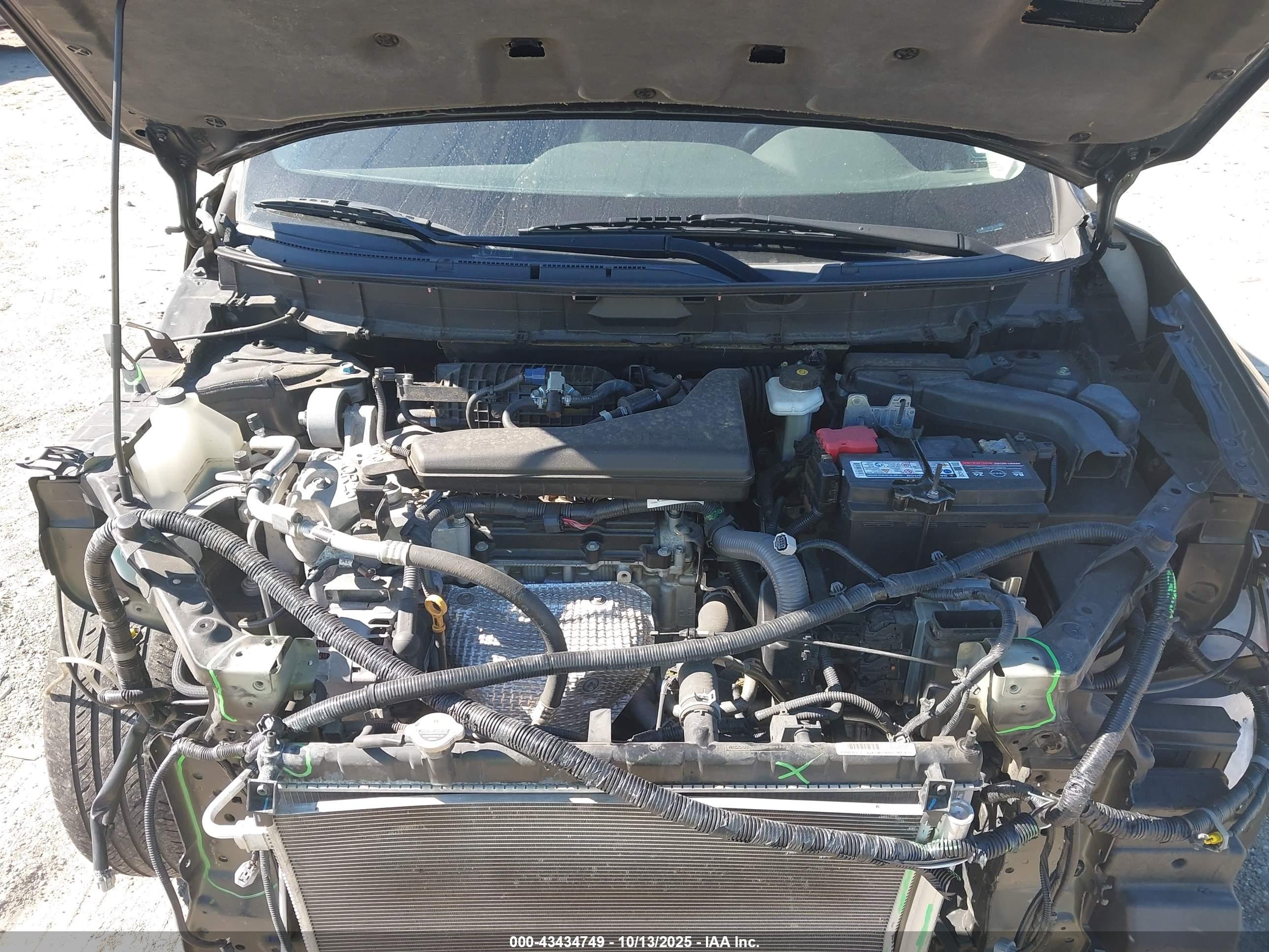 NISSAN ROGUE image 10