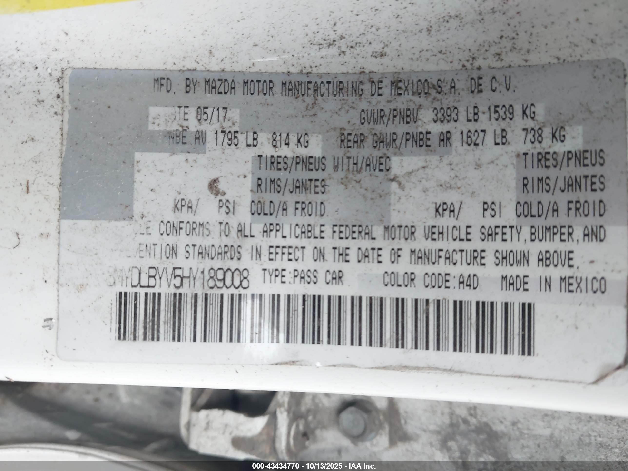TOYOTA YARIS image 9