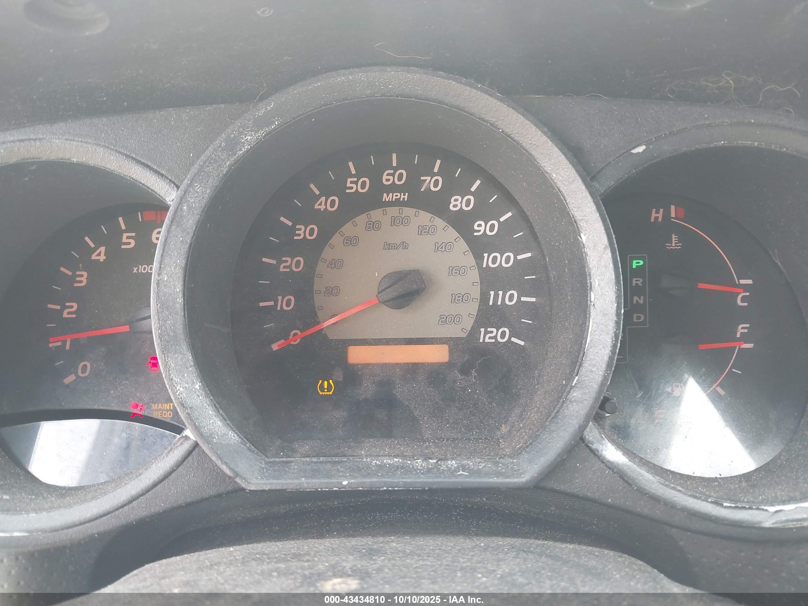 TOYOTA TACOMA image 7