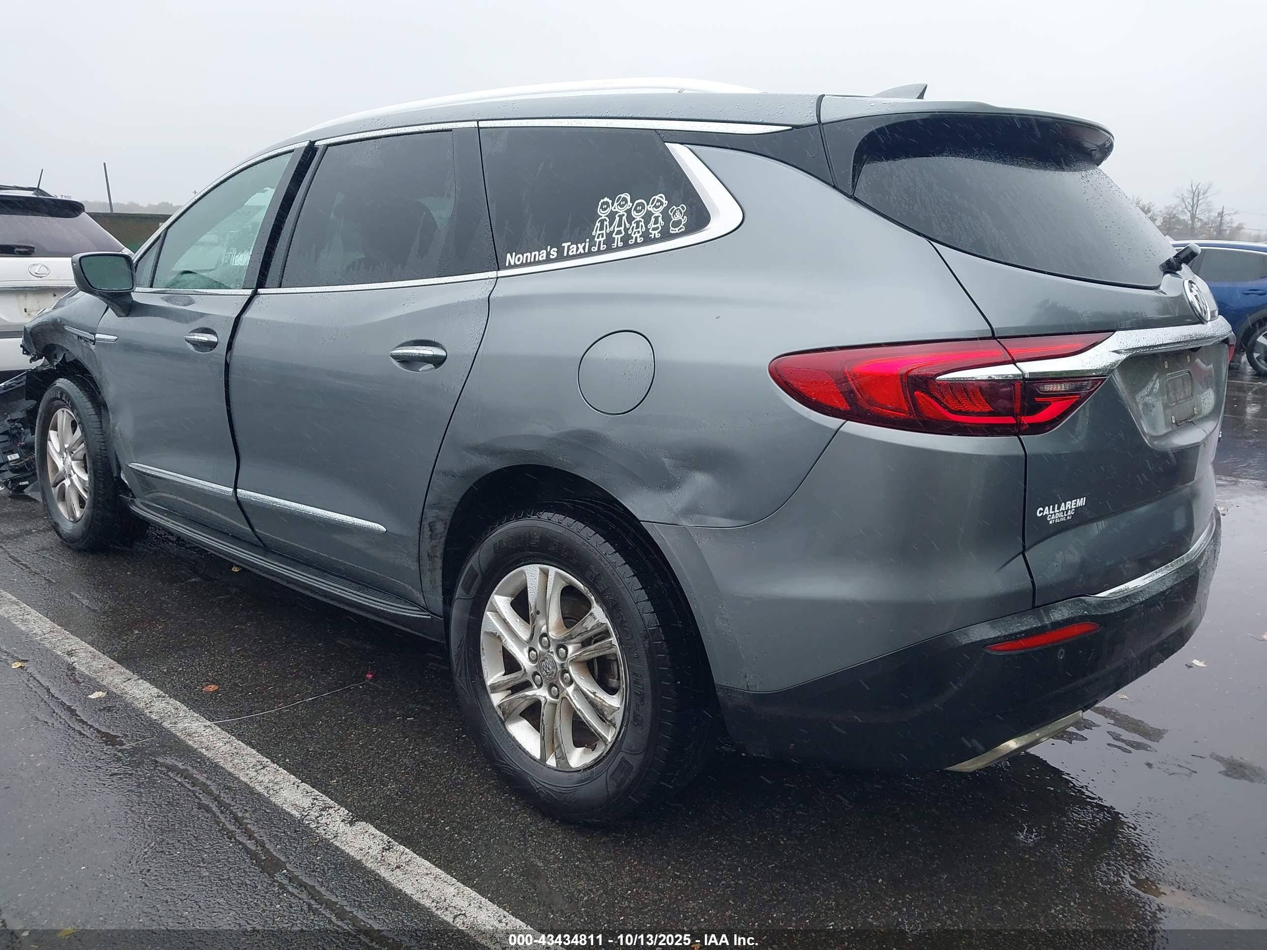 BUICK ENCLAVE image 3