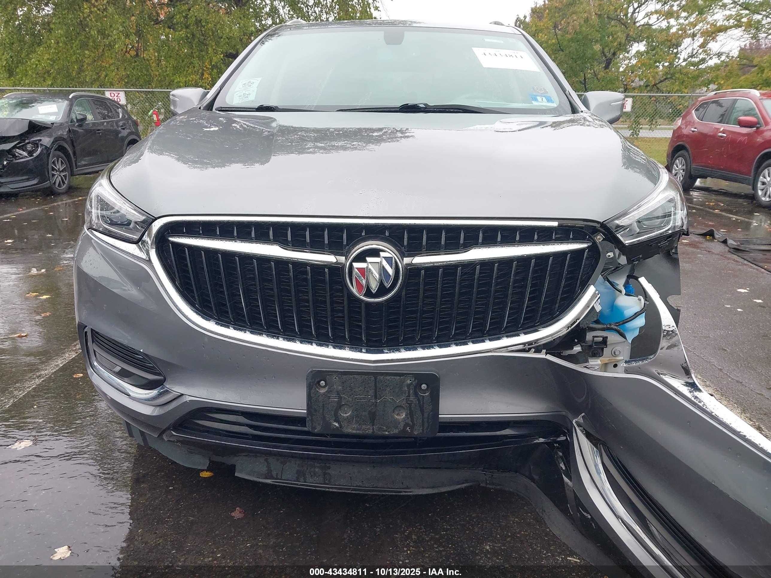 BUICK ENCLAVE image 6