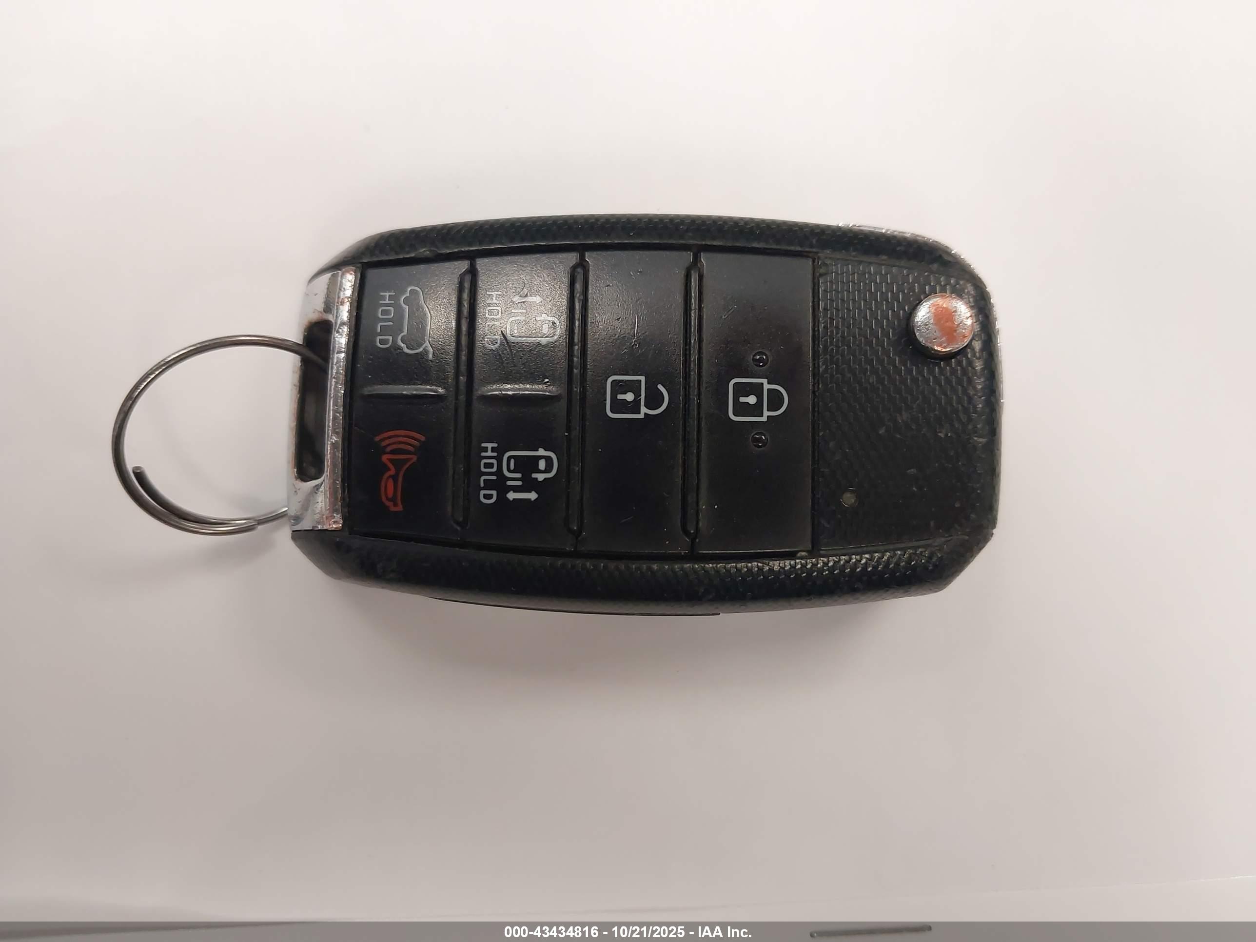 KIA SEDONA image 11