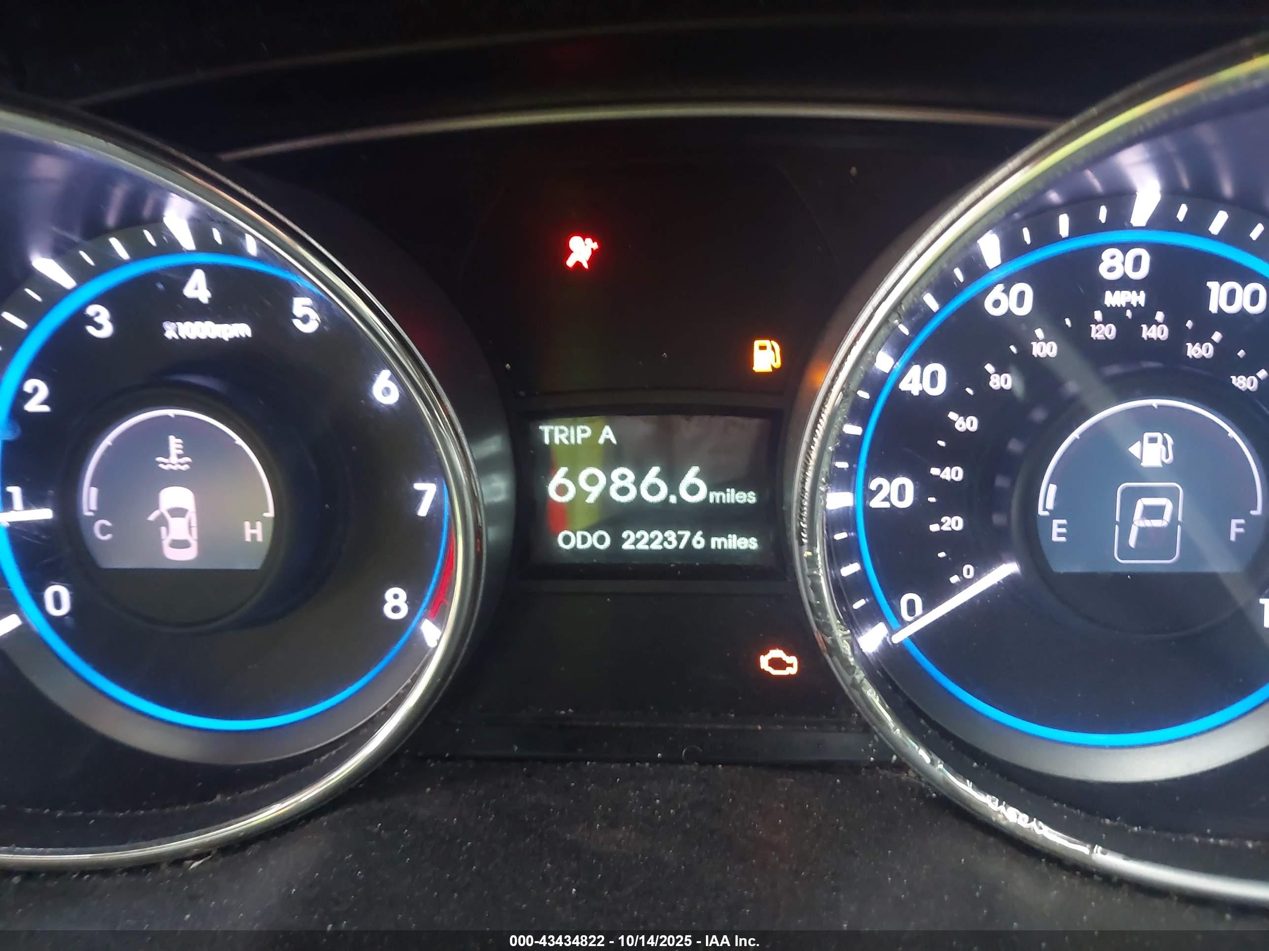 HYUNDAI SONATA image 7