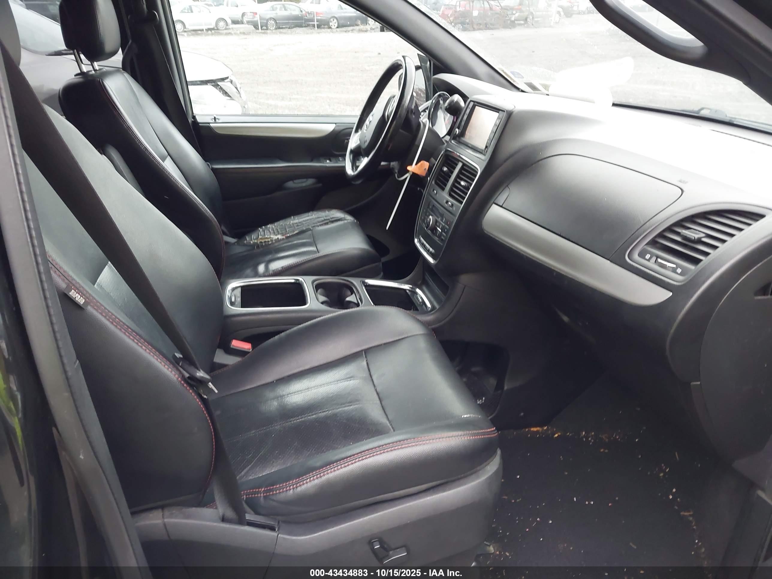 DODGE GRAND image 5