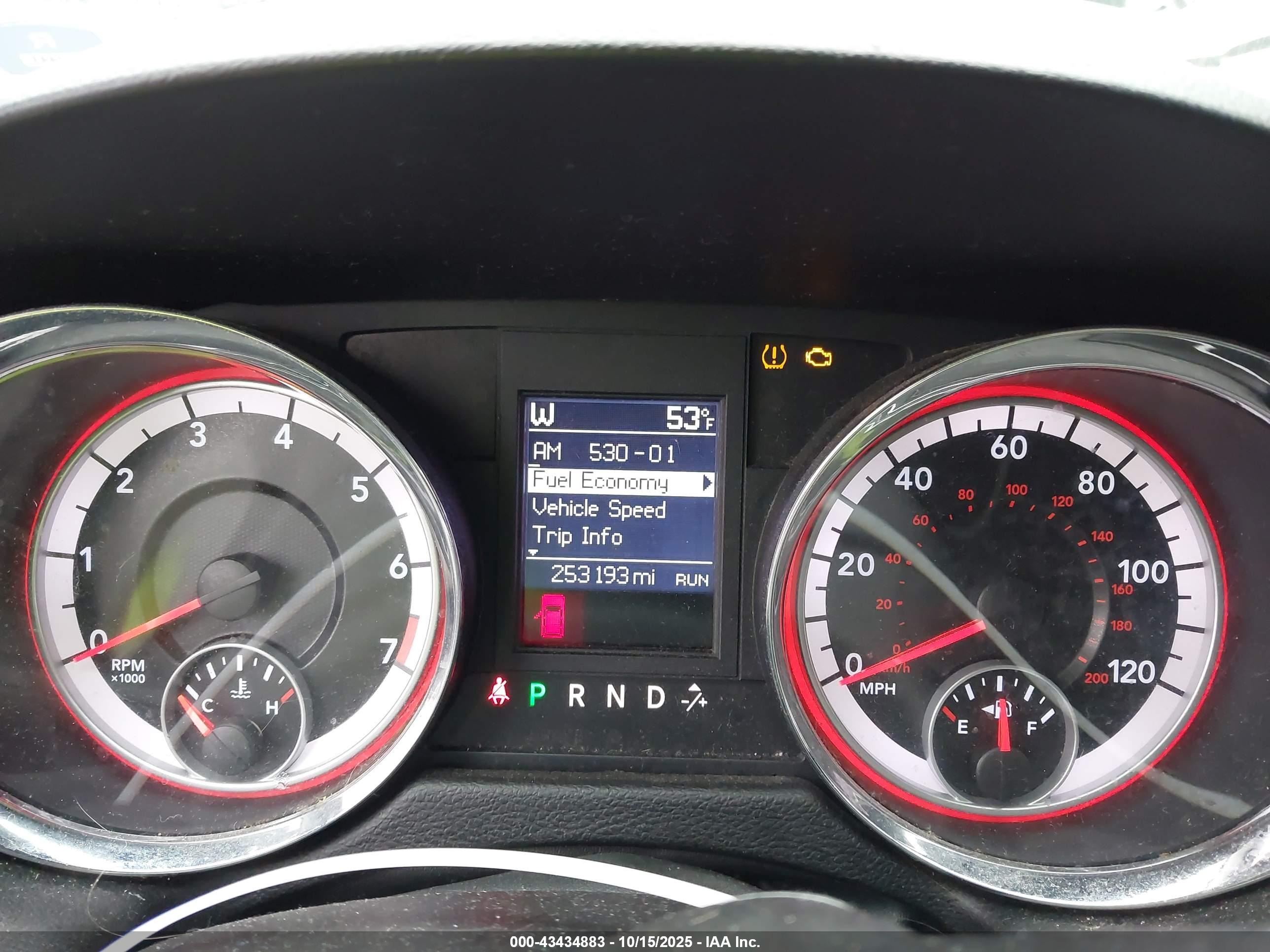 DODGE GRAND image 7