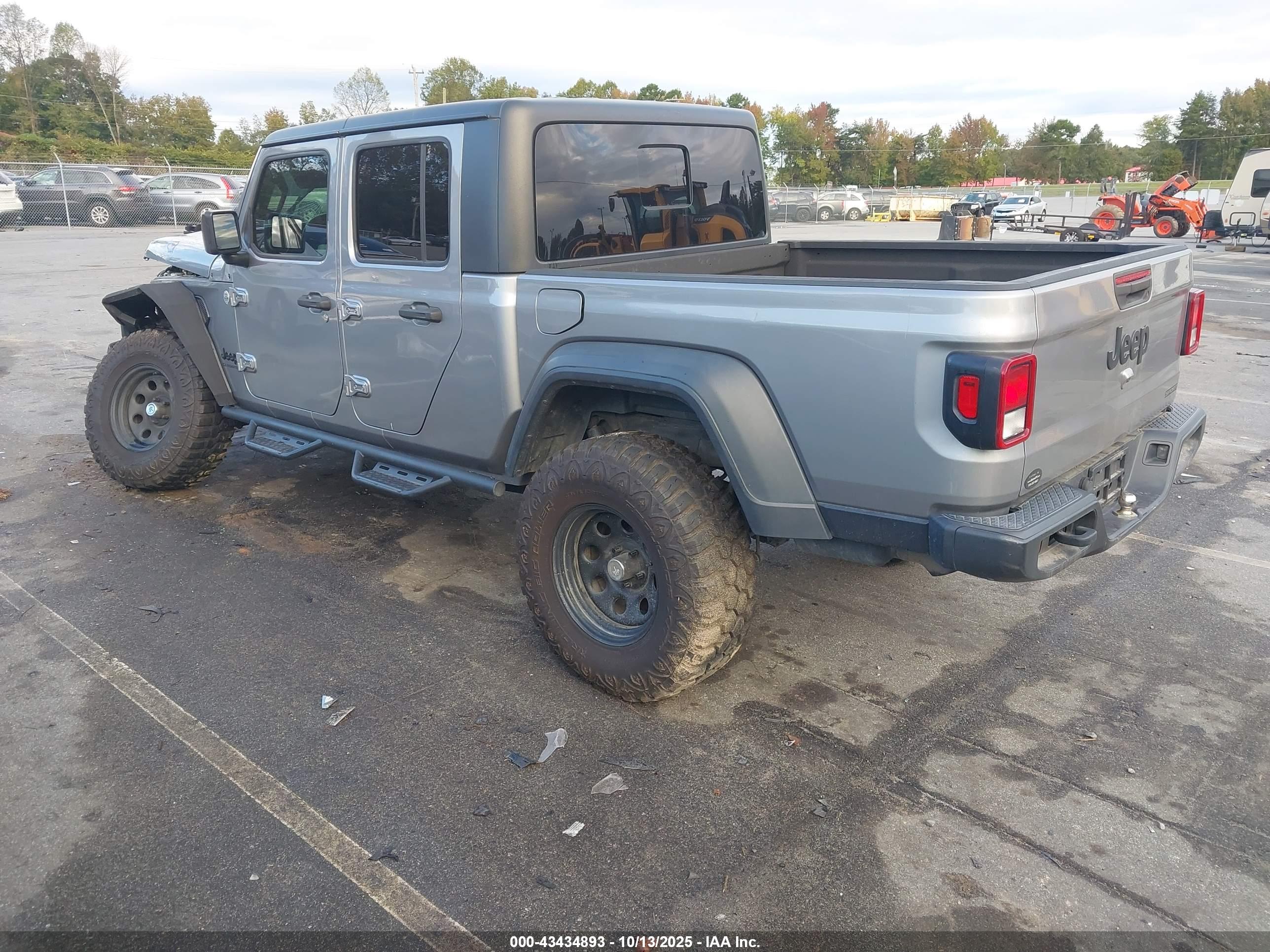 JEEP GLADIATOR image 3