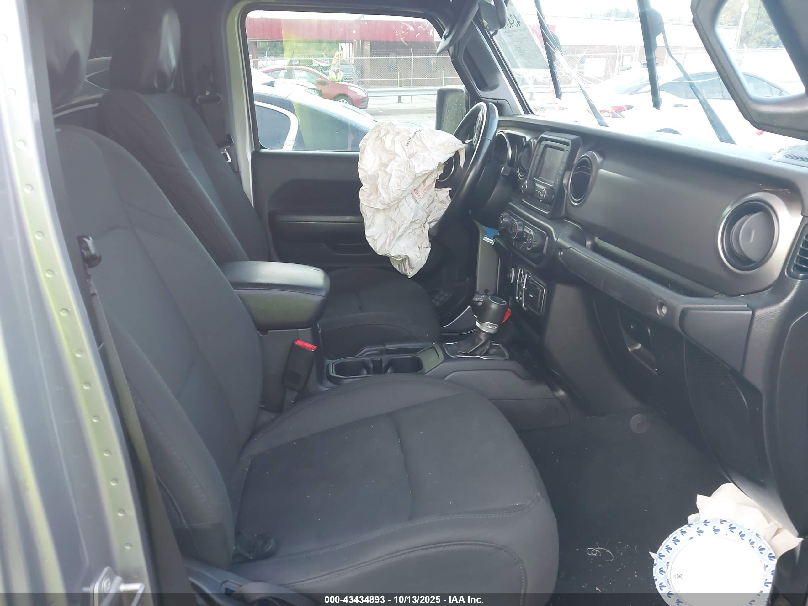 JEEP GLADIATOR image 5