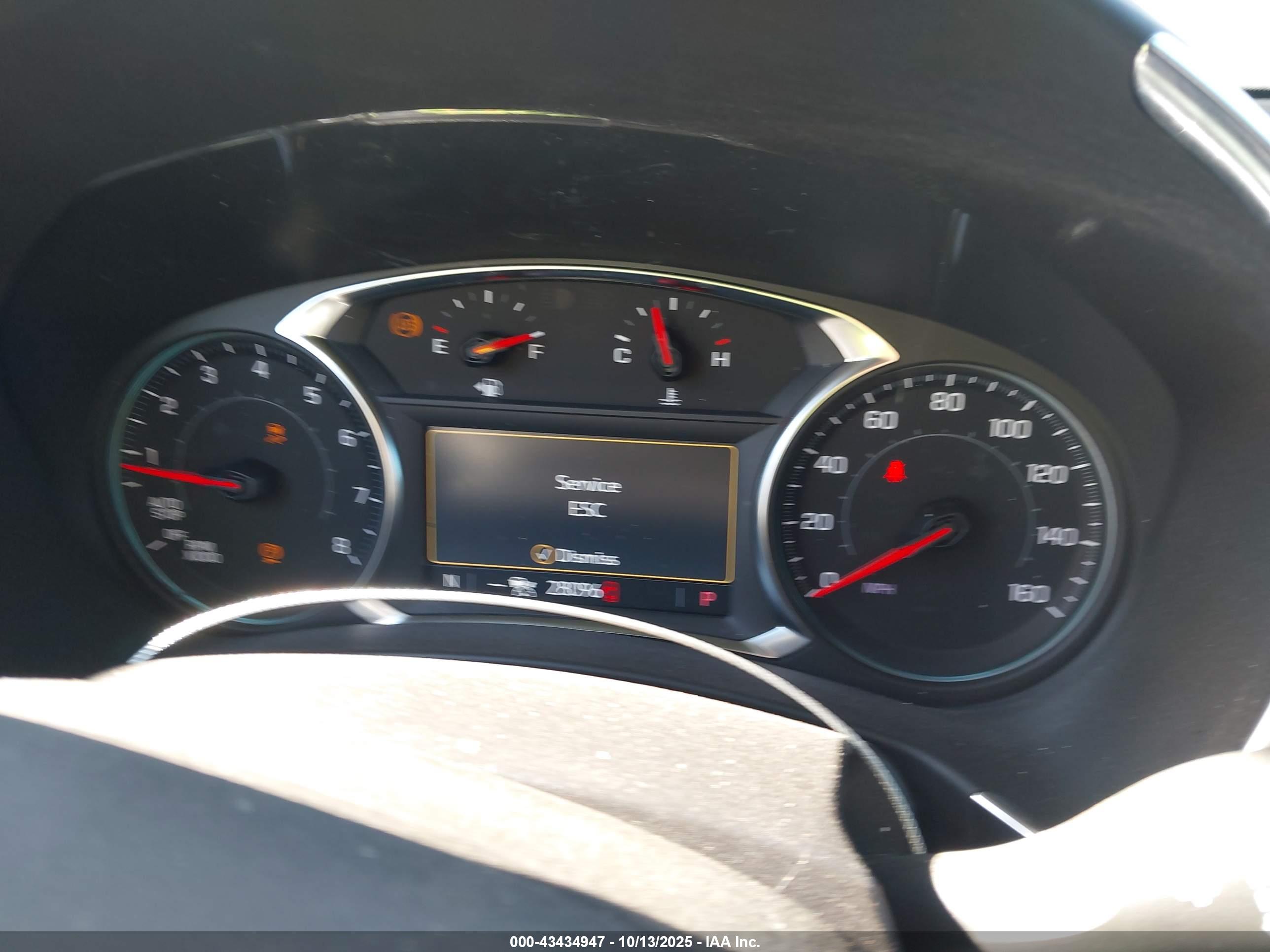 CHEVROLET EQUINOX image 7