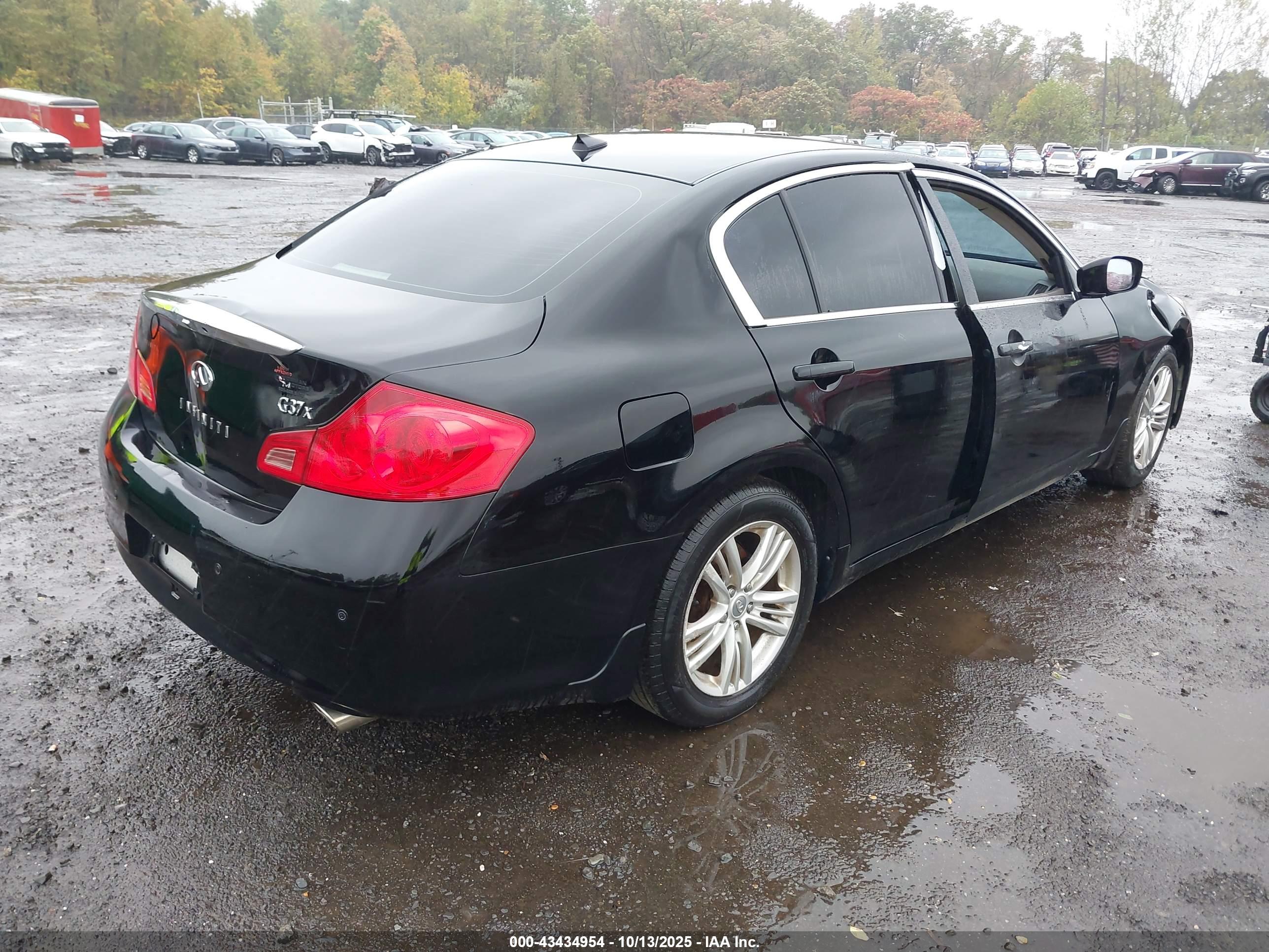 INFINITI G37X image 4