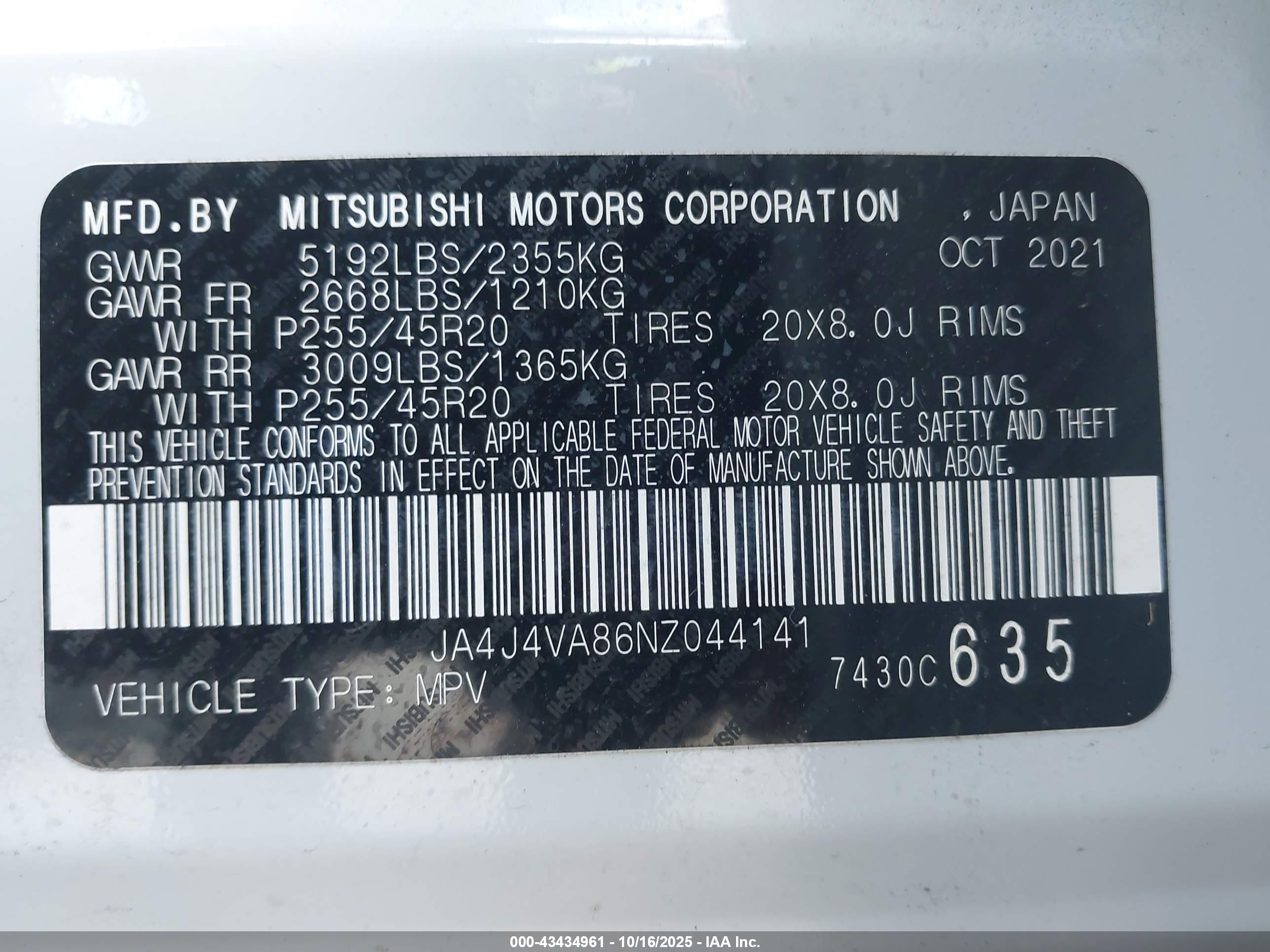 MITSUBISHI OUTLANDER image 9