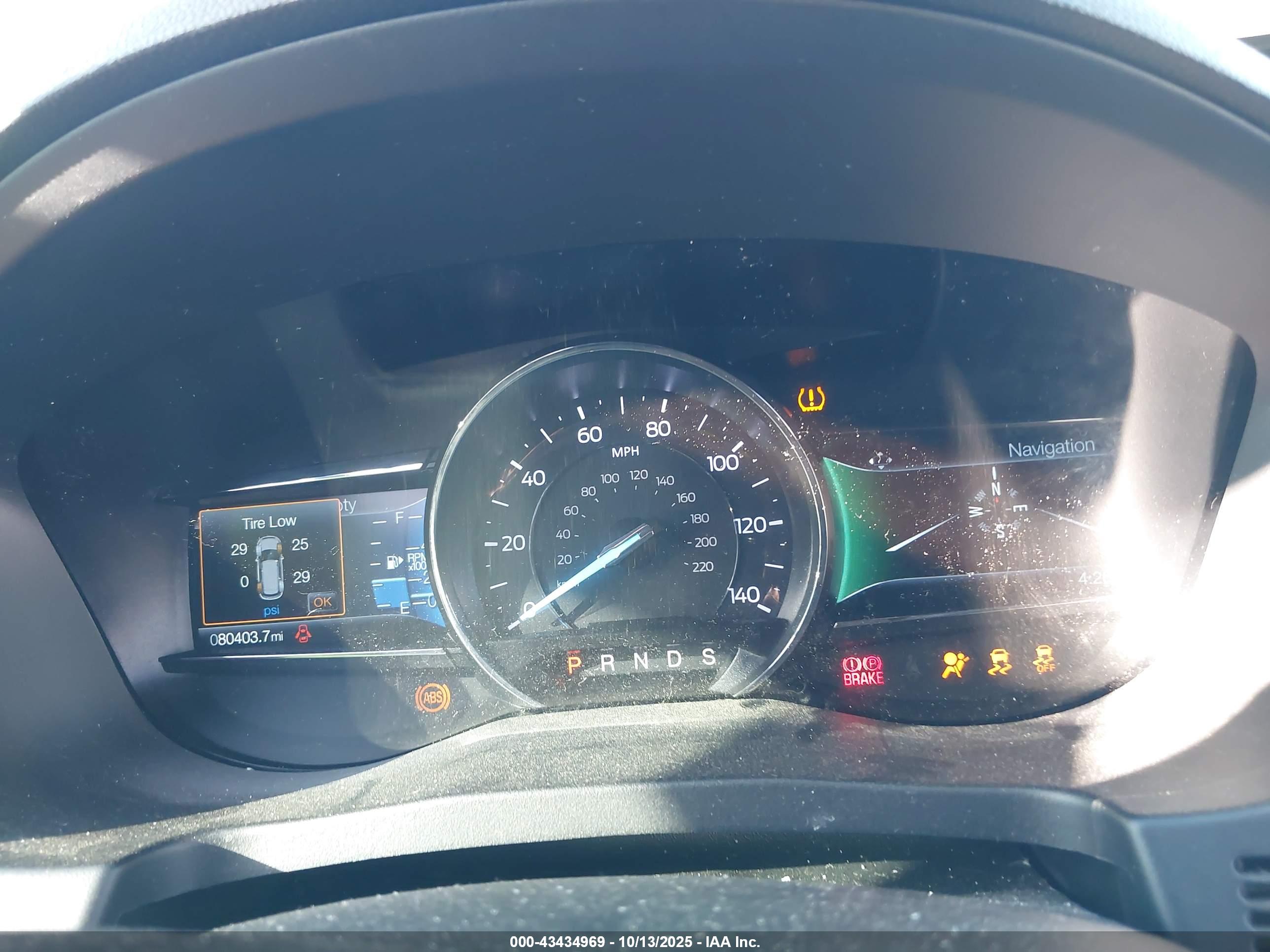 FORD EXPLORER image 7