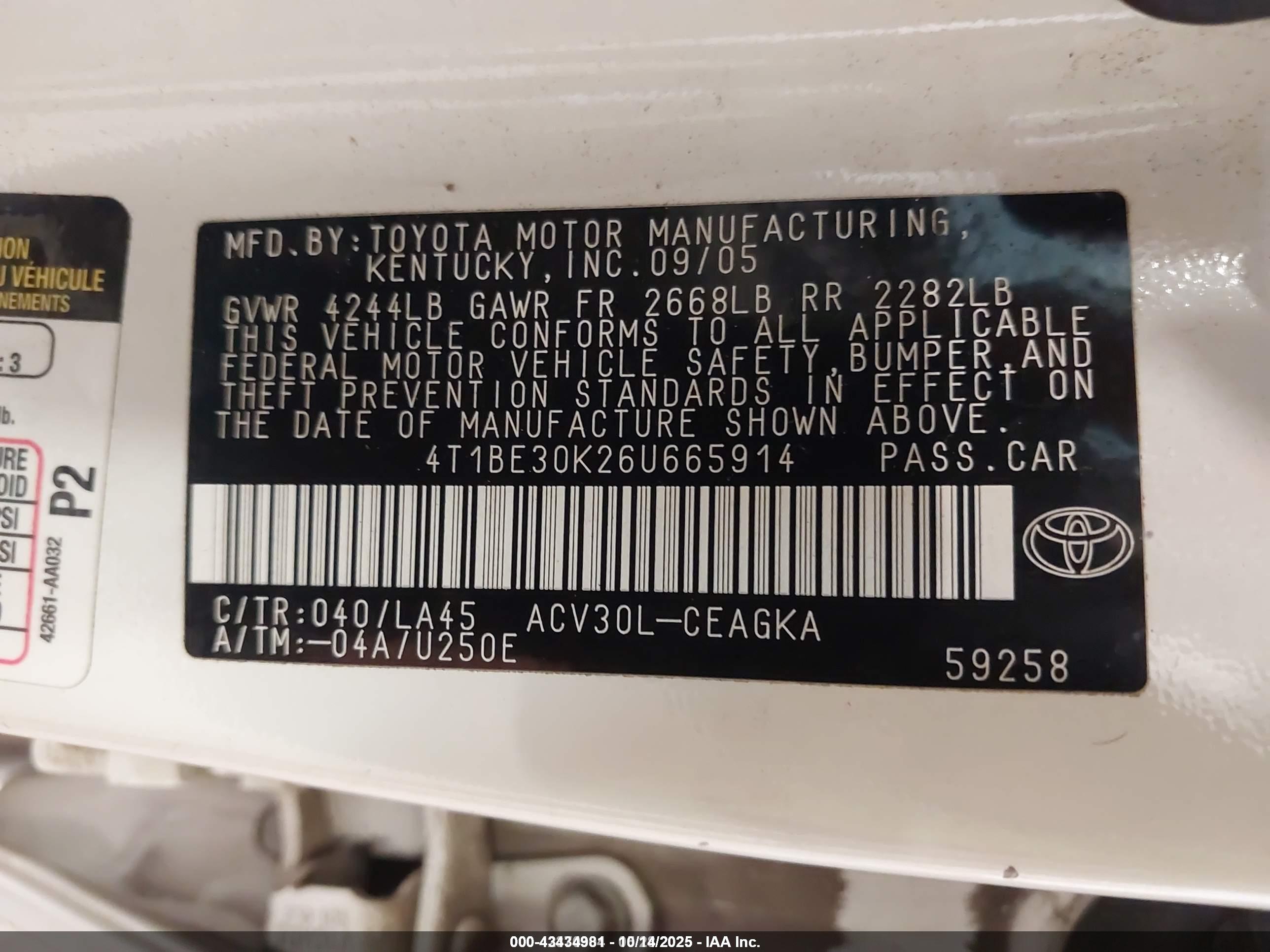 TOYOTA CAMRY image 9