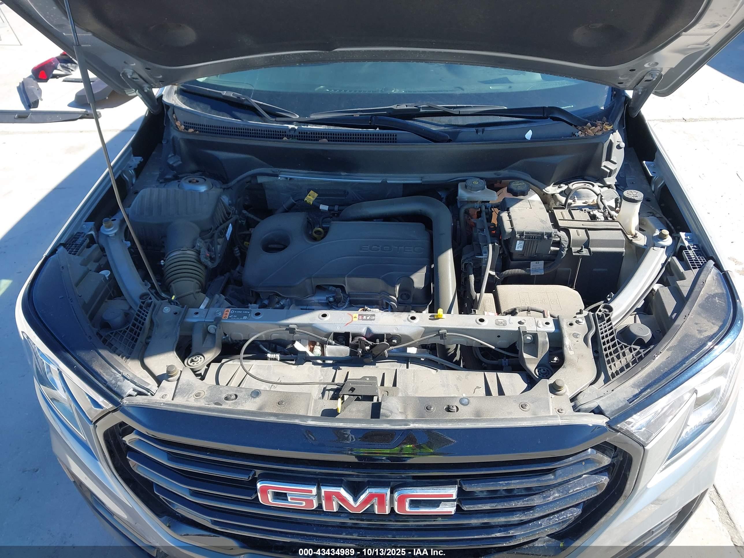 GMC TERRAIN image 10