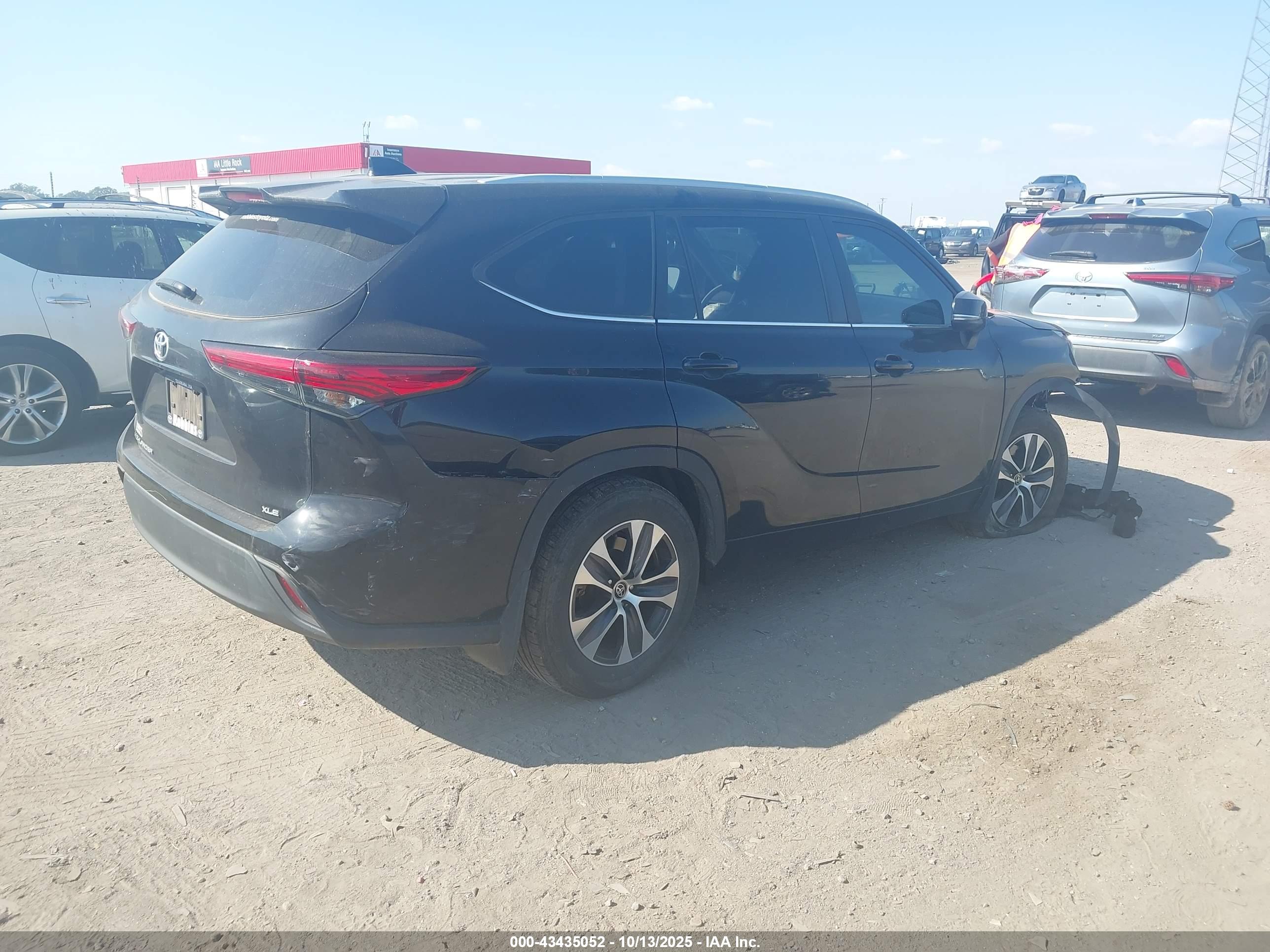 TOYOTA HIGHLANDER image 4