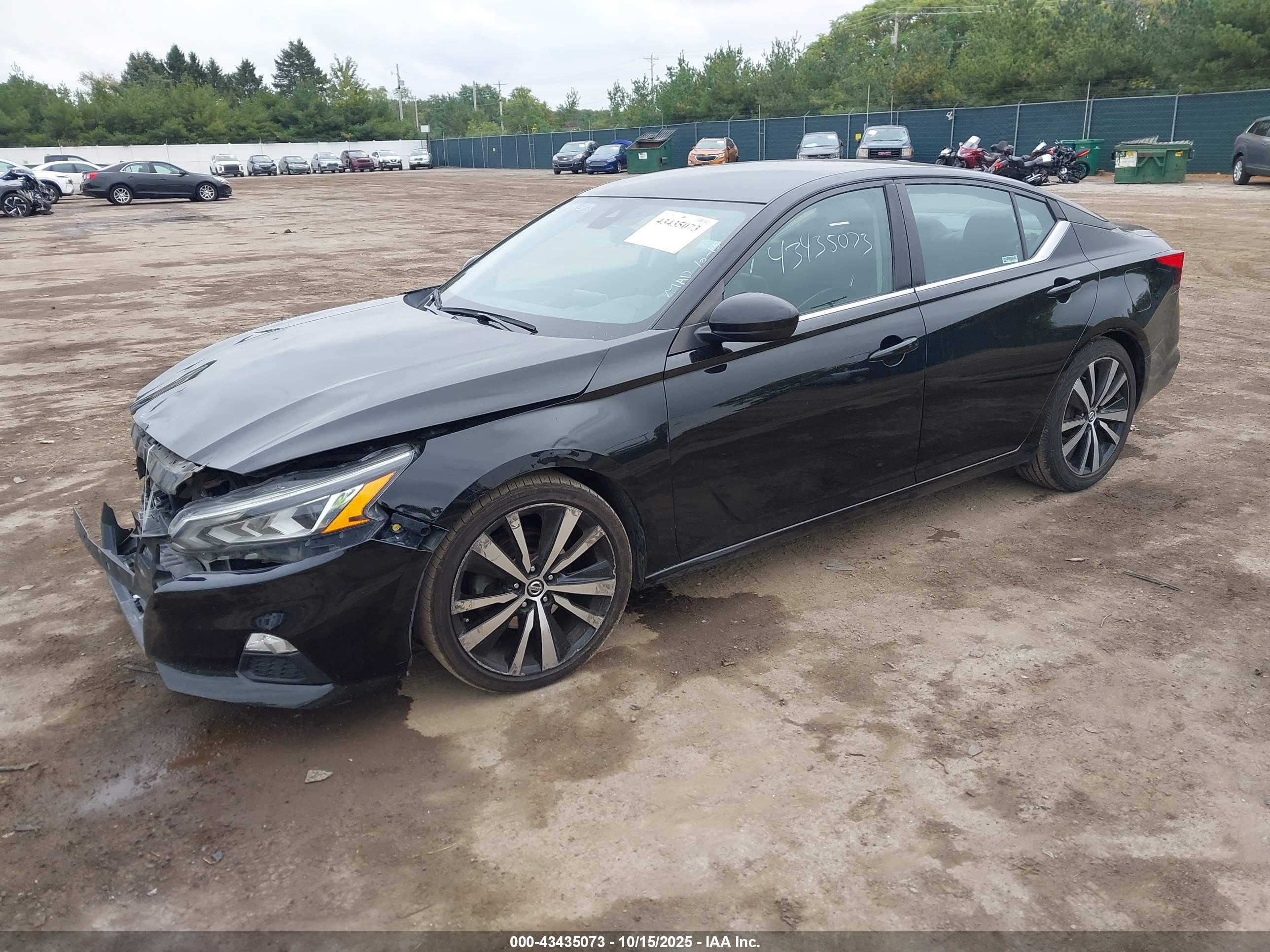 NISSAN ALTIMA image 2