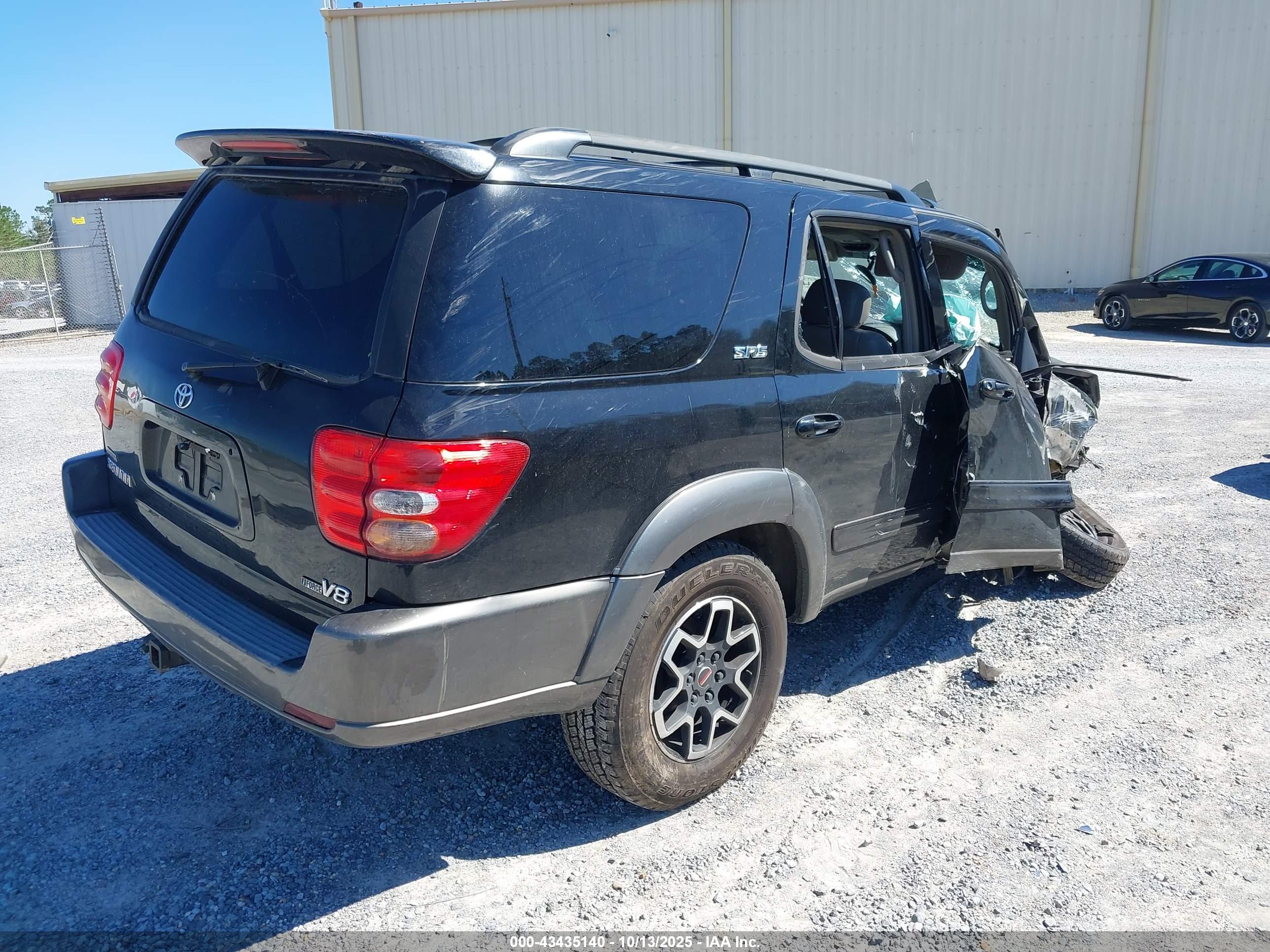 TOYOTA SEQUOIA image 4