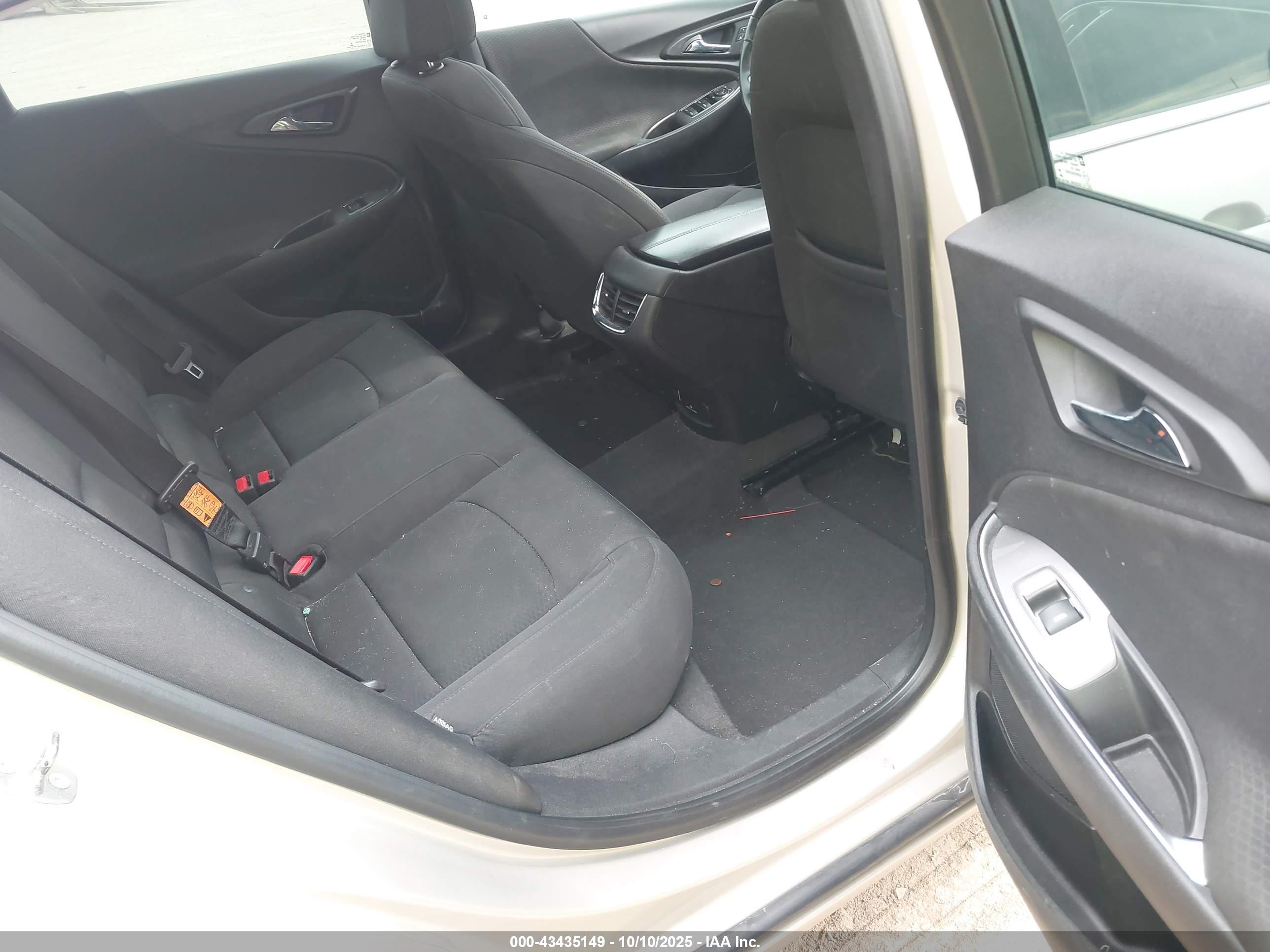 CHEVROLET MALIBU image 8