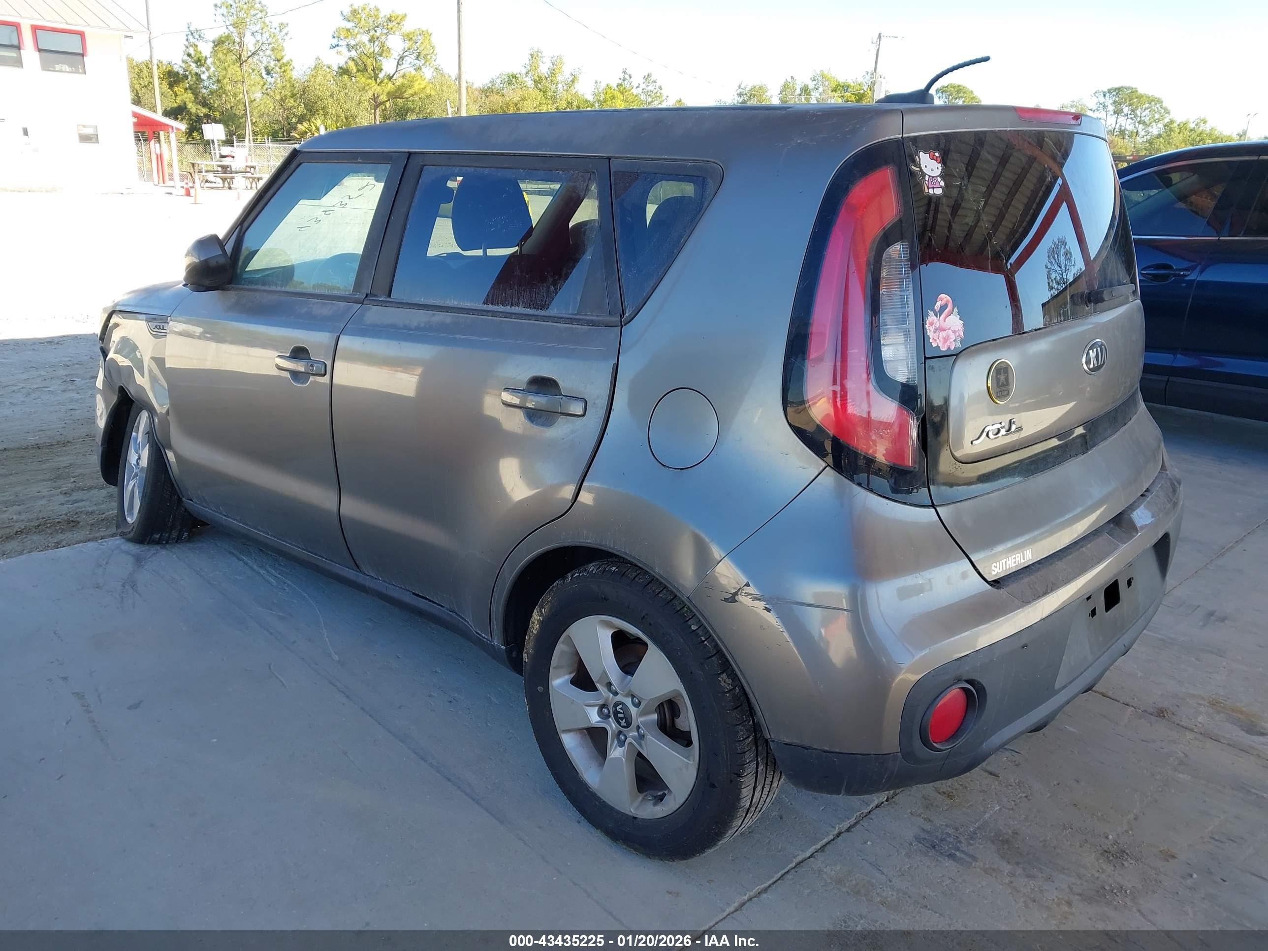 KIA SOUL image 3