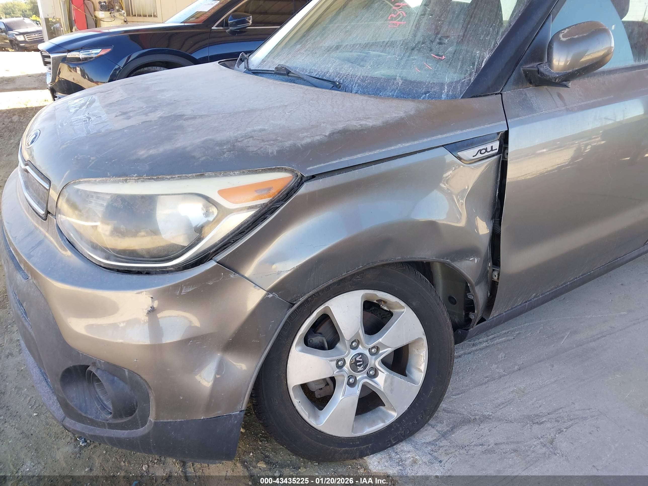 KIA SOUL image 6
