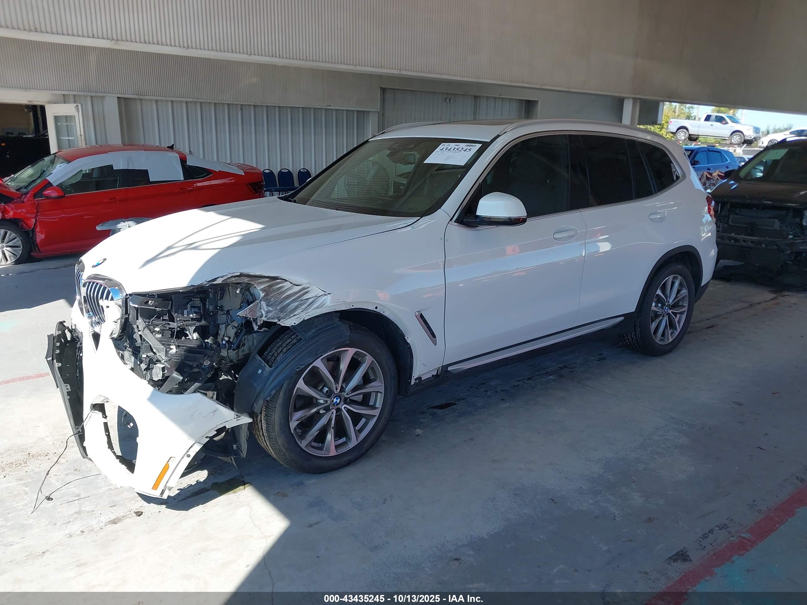 BMW X3 image 2