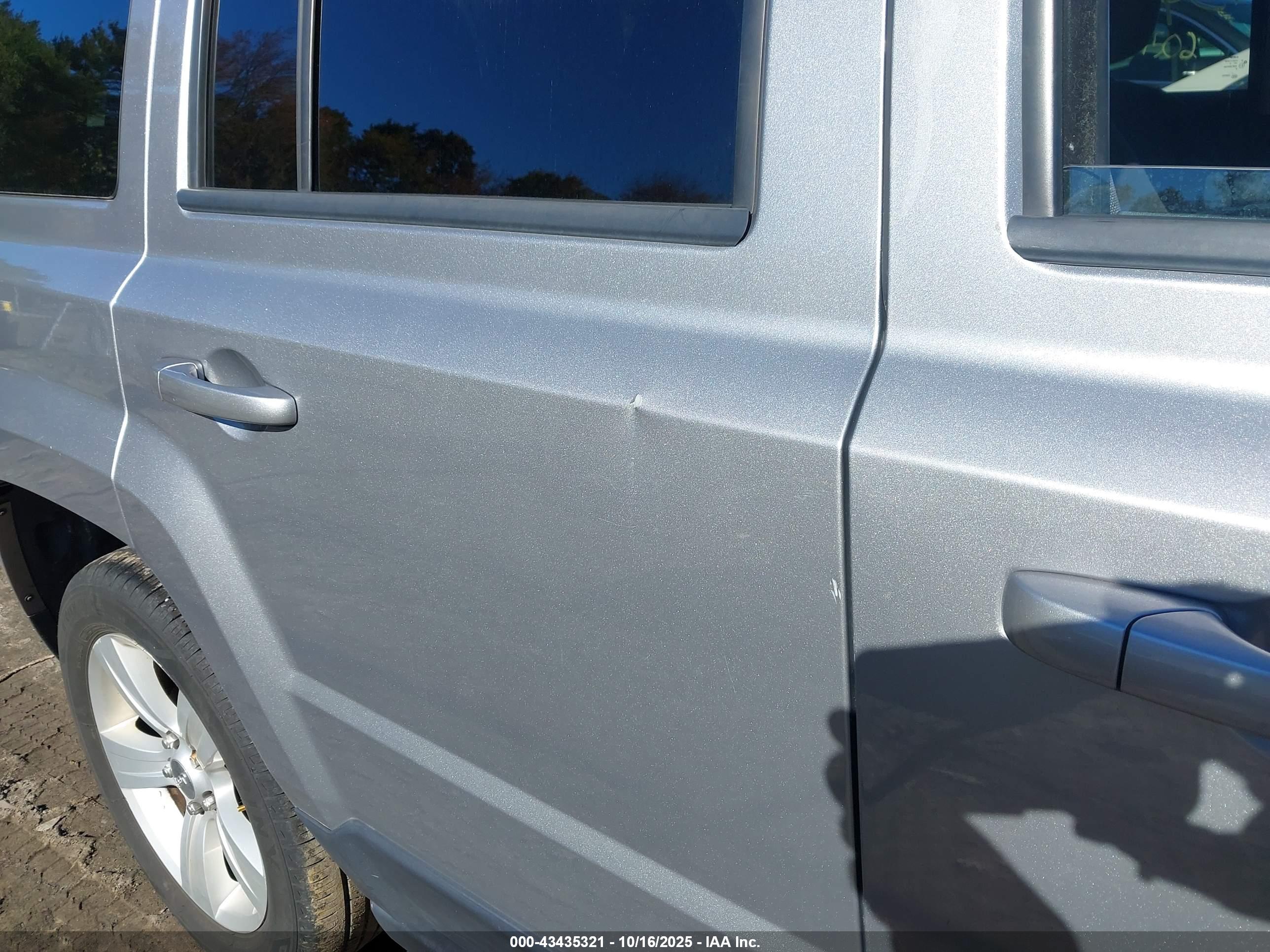 JEEP PATRIOT image 6