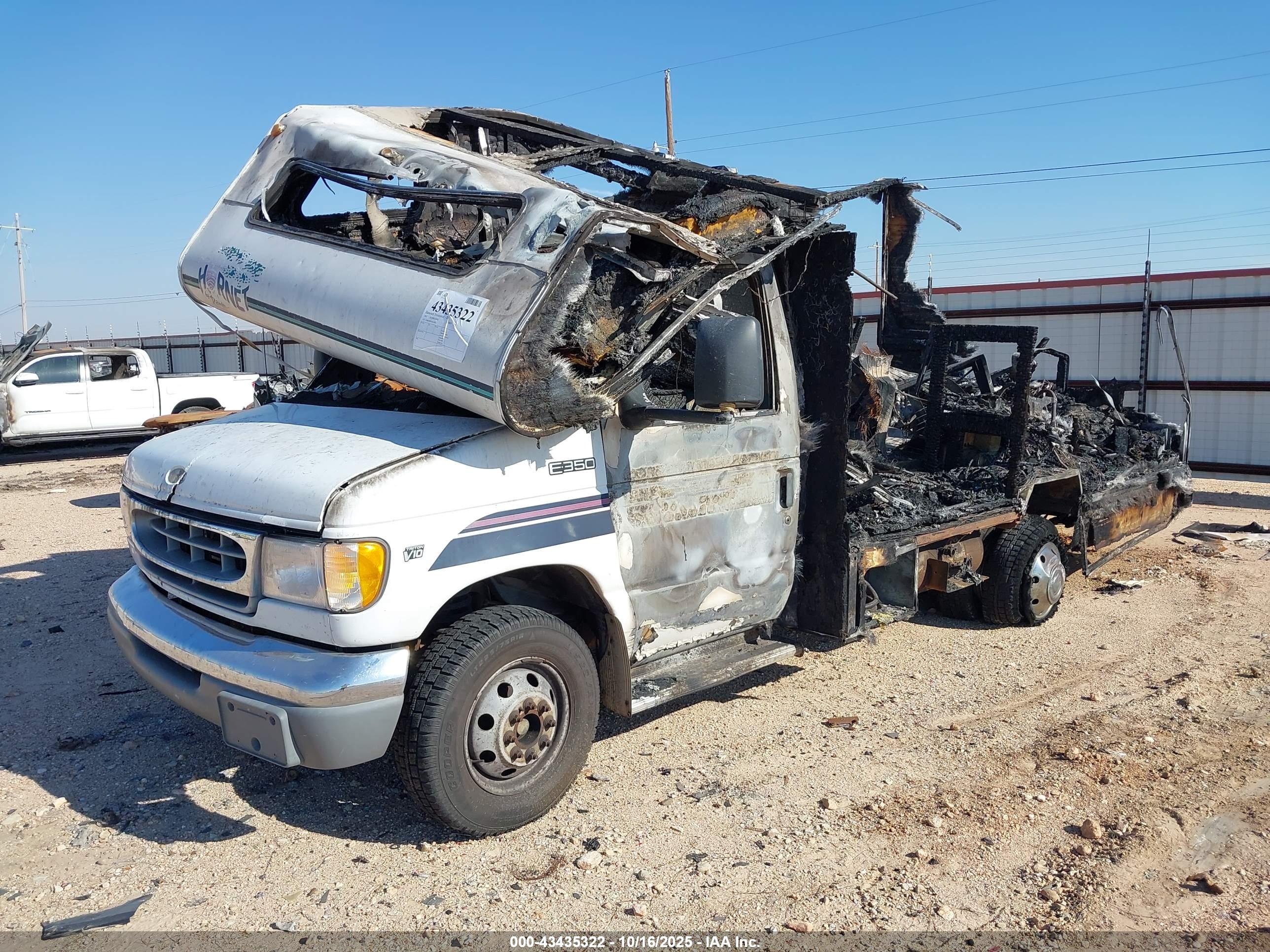 FORD ECONOLINE image 2