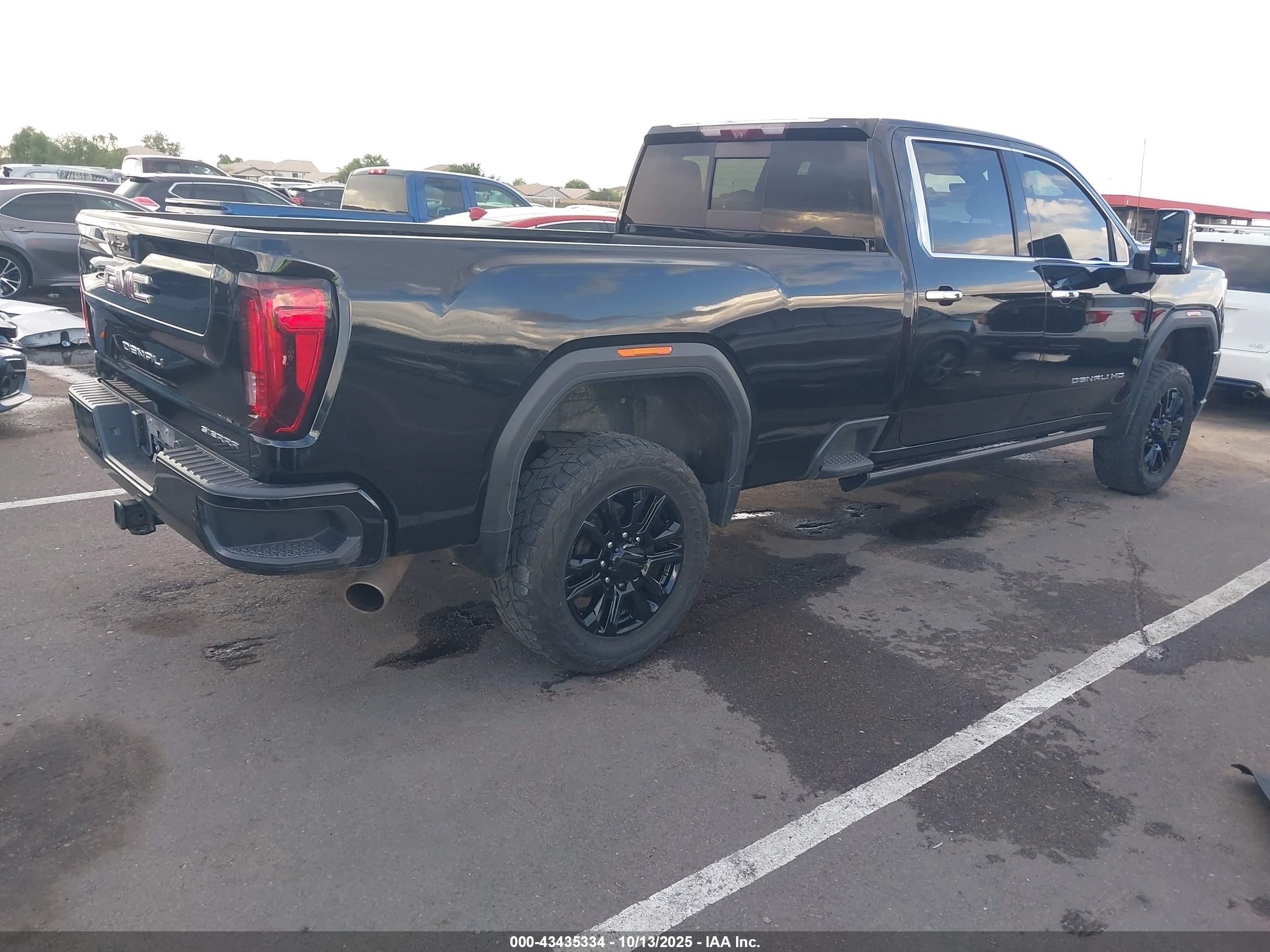 GMC SIERRA image 4