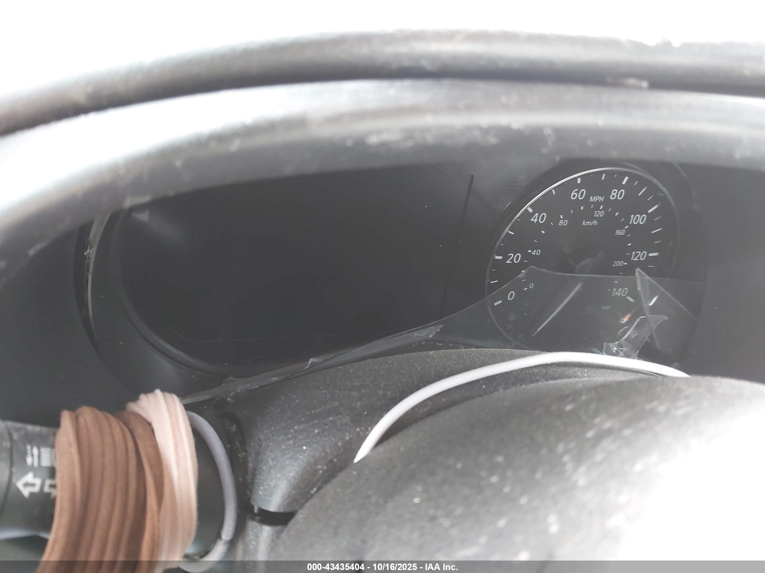 NISSAN KICKS image 7