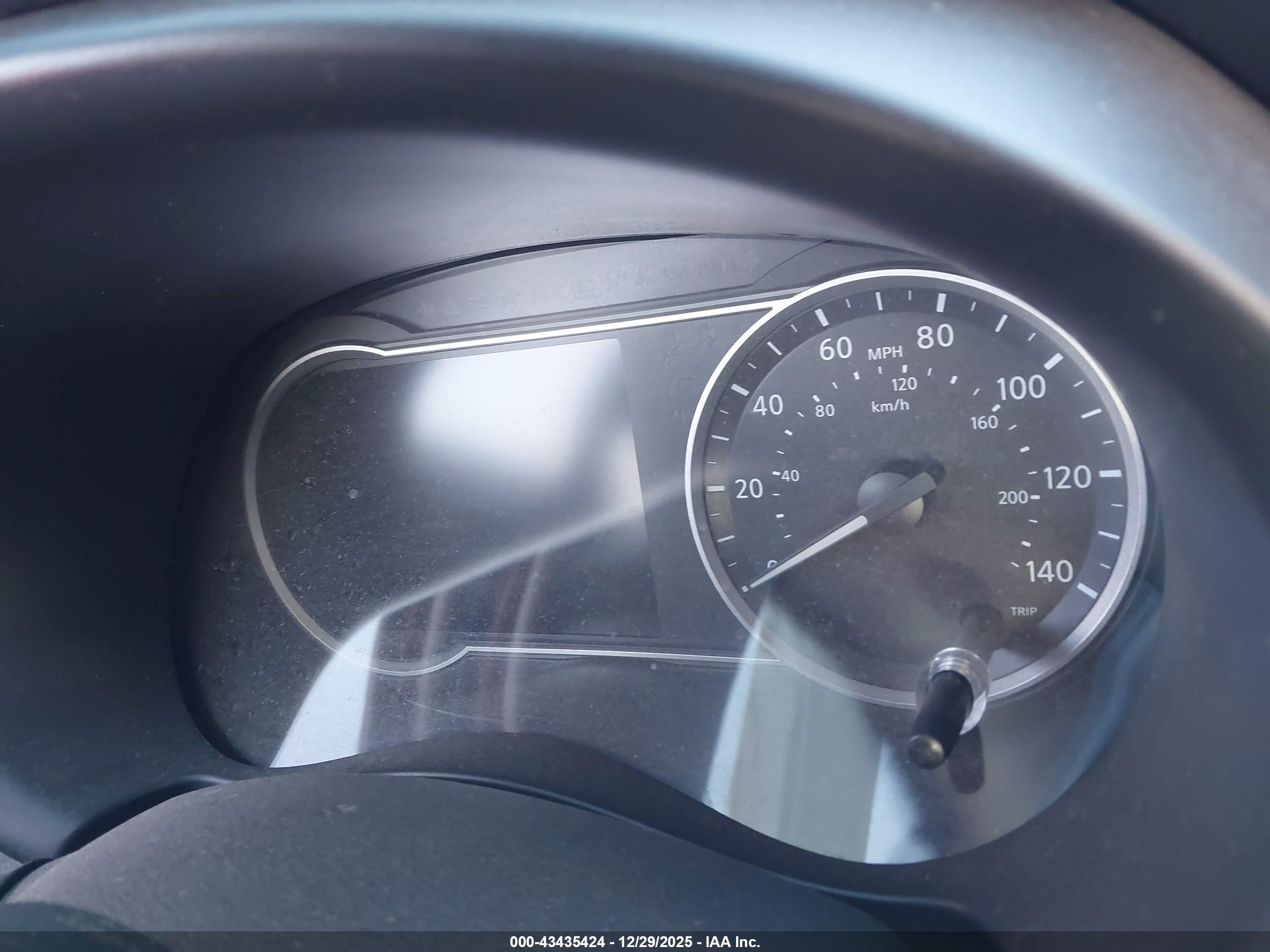 NISSAN KICKS image 7