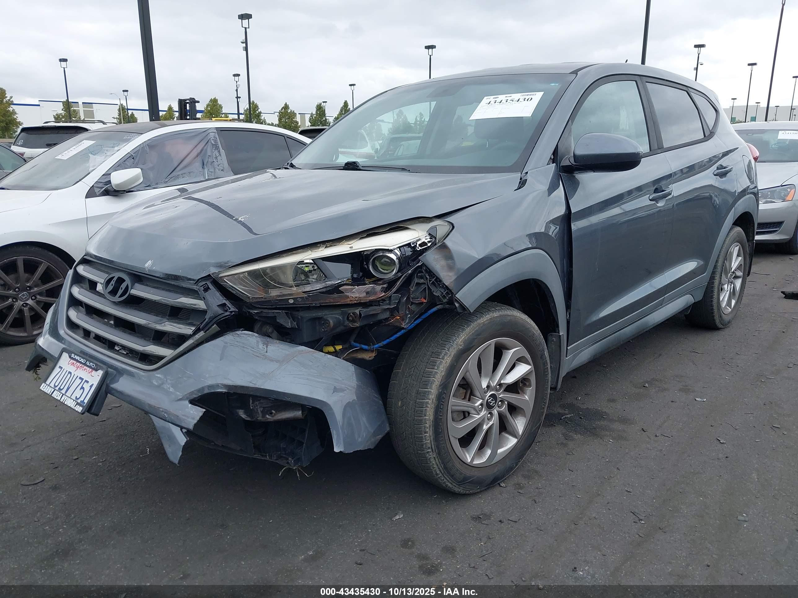 HYUNDAI TUCSON image 2