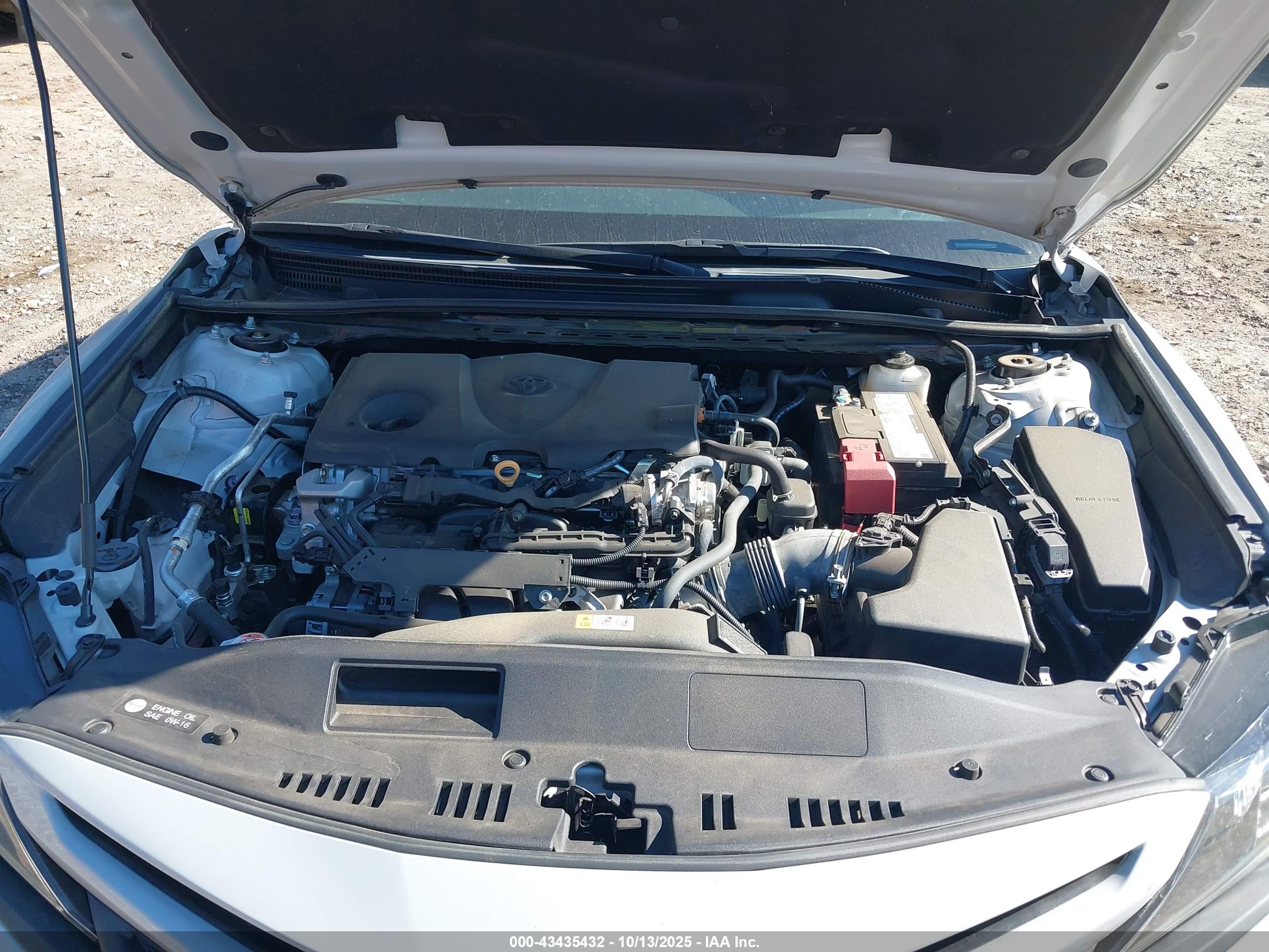 TOYOTA CAMRY image 10