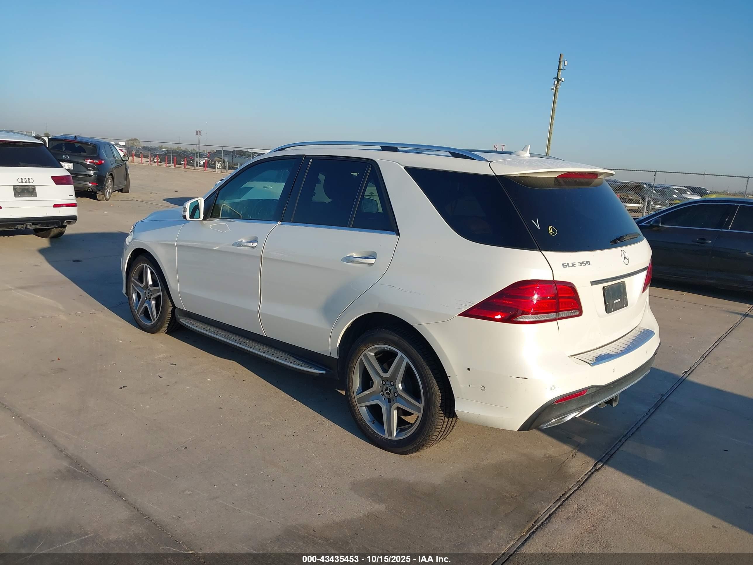 MERCEDES-BENZ GLE image 3