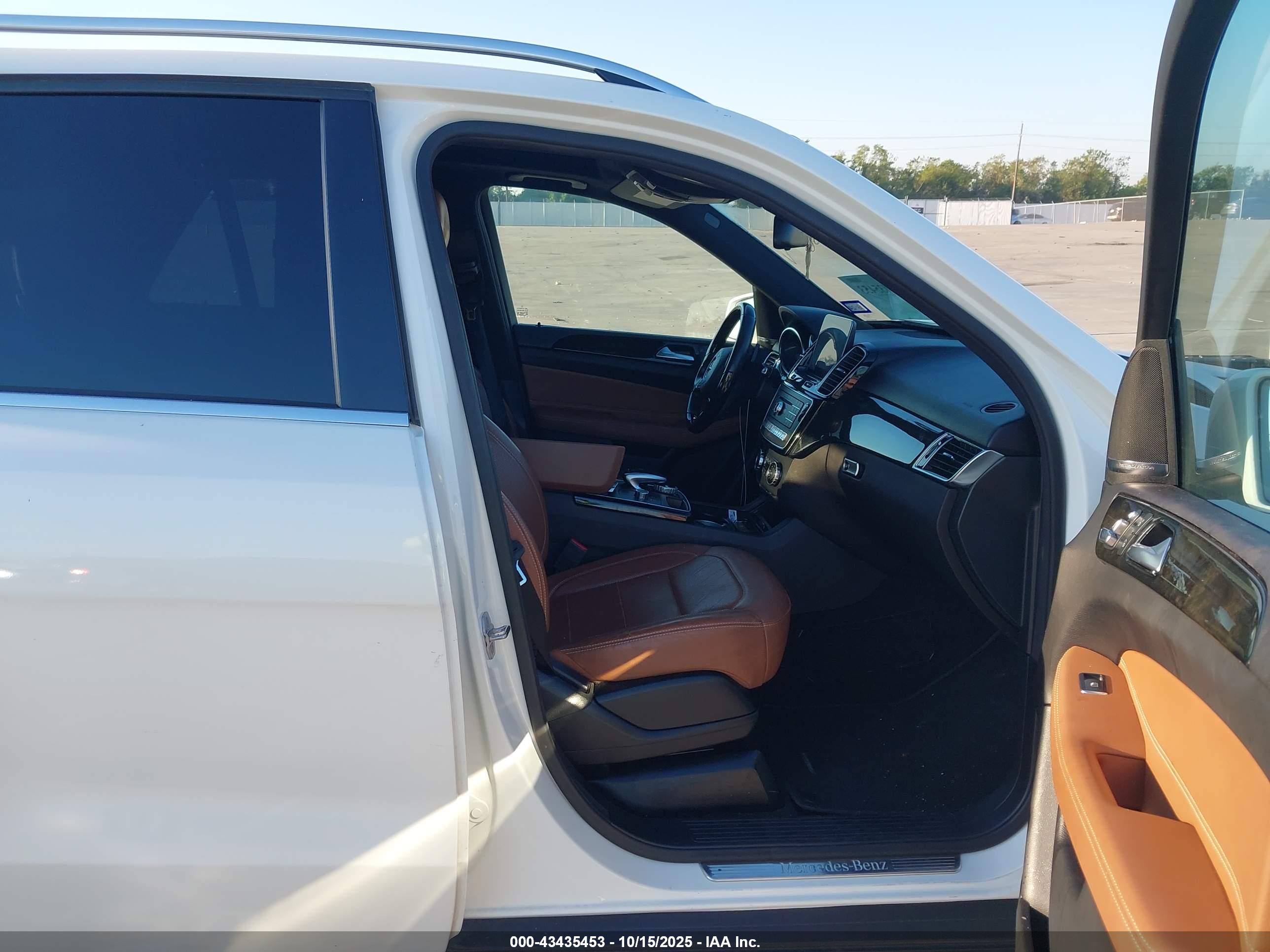 MERCEDES-BENZ GLE image 5