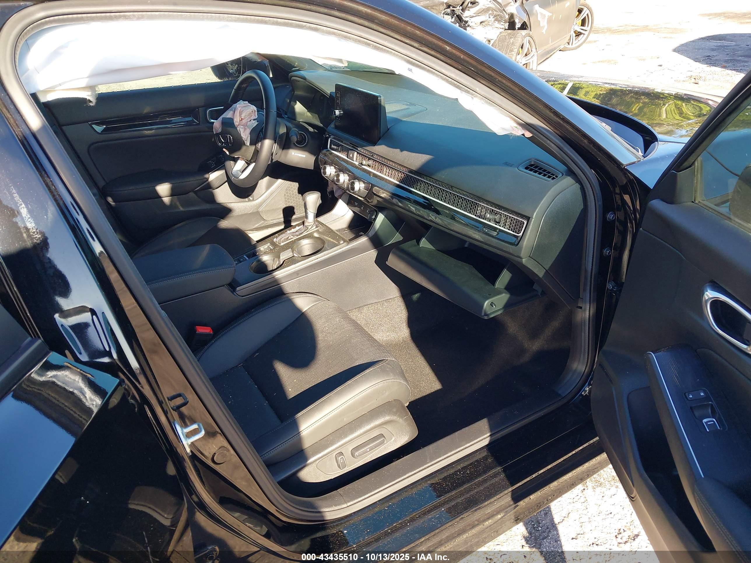 HONDA CIVIC image 5