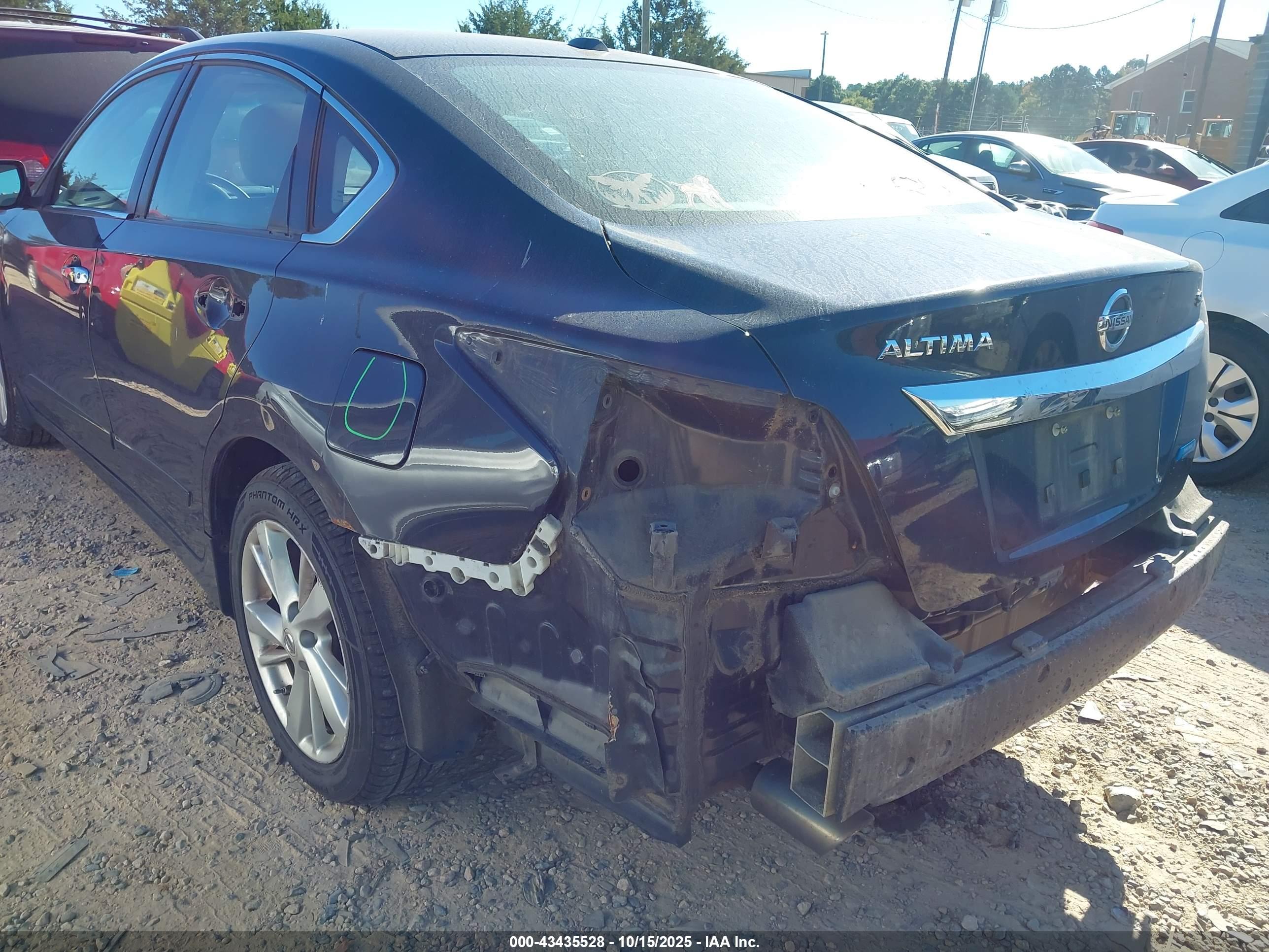 NISSAN ALTIMA image 6
