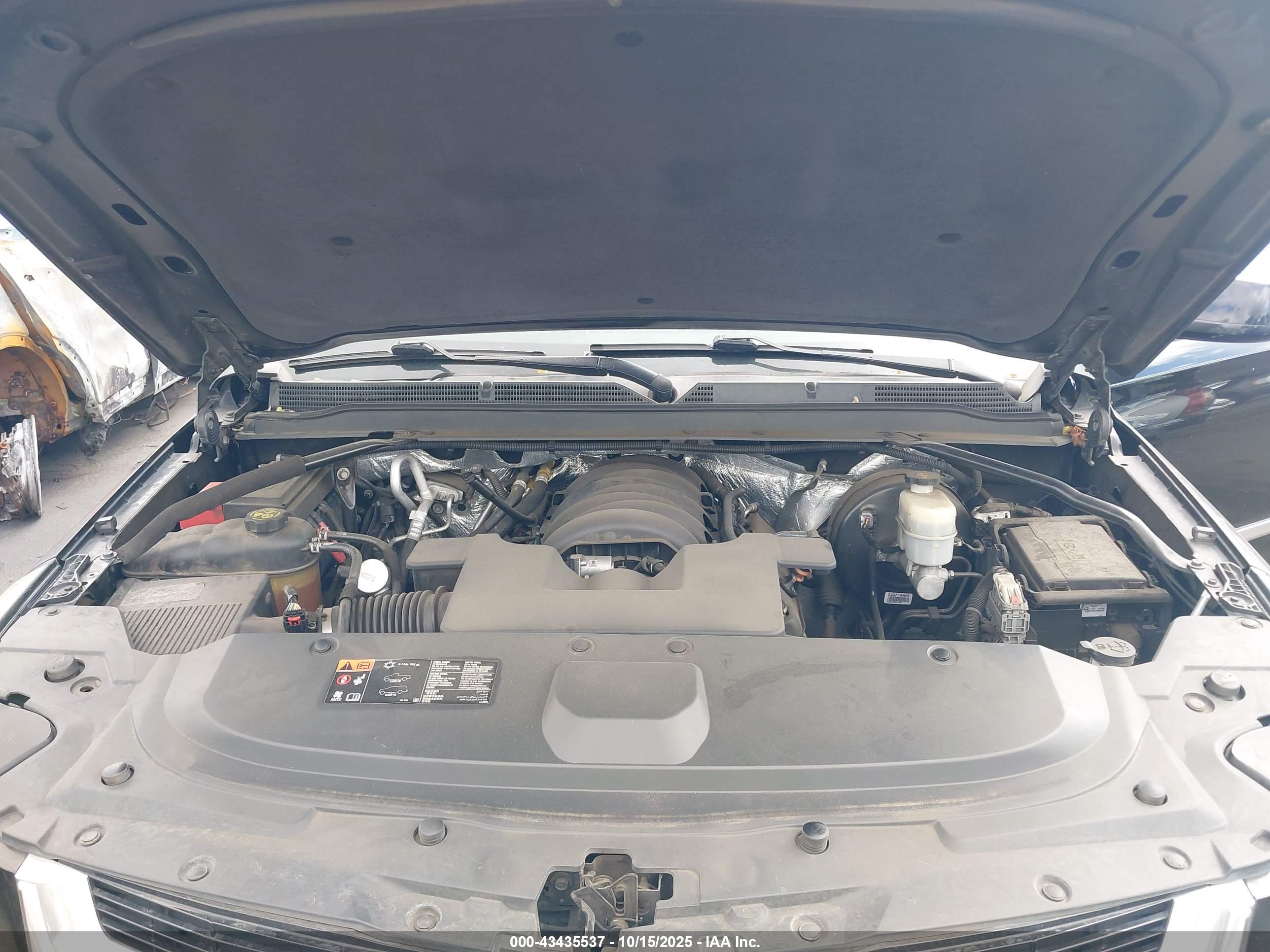 CADILLAC ESCALADE image 10