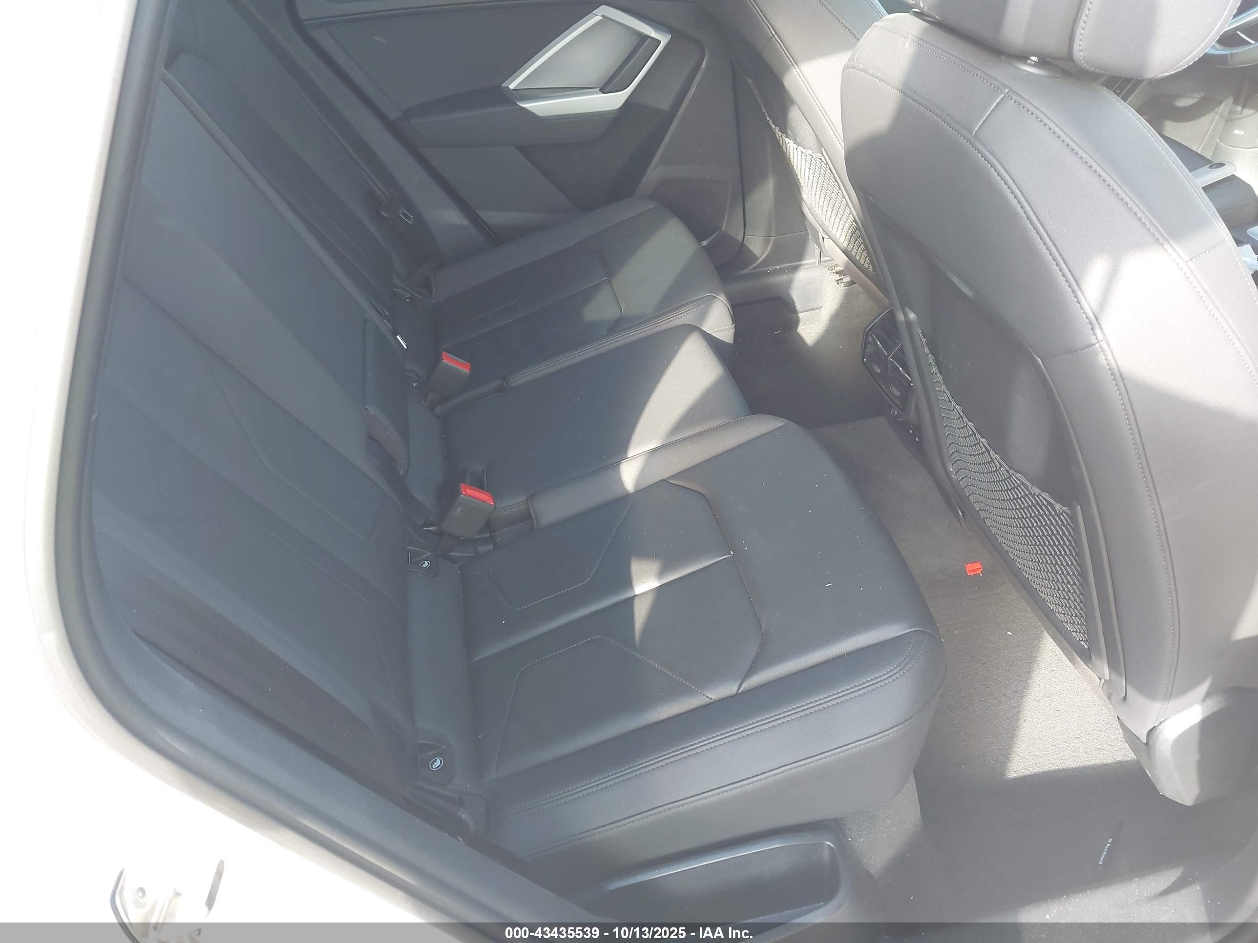 AUDI Q3 image 8