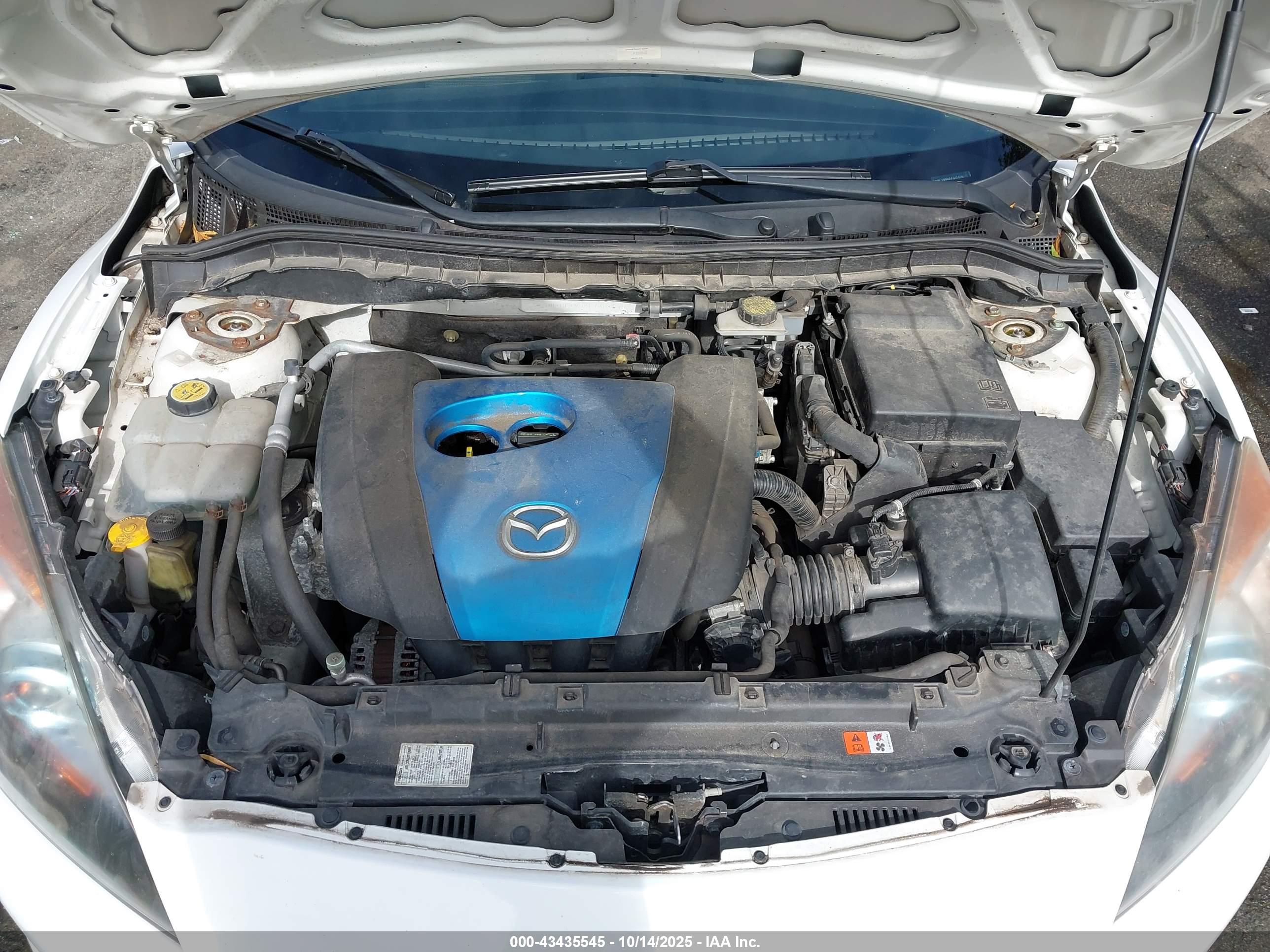 MAZDA MAZDA3 image 10