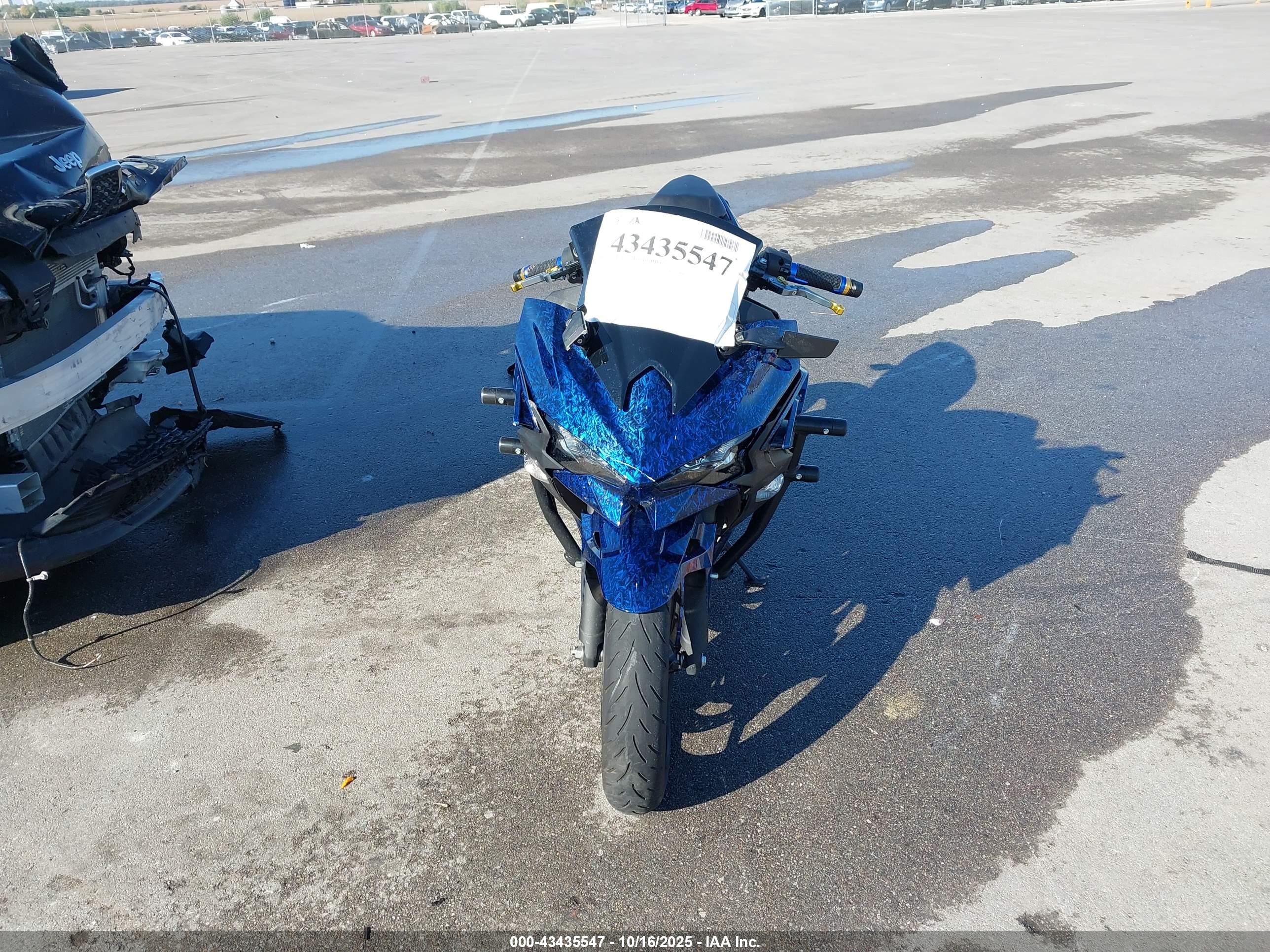 KAWASAKI EX500 image 5